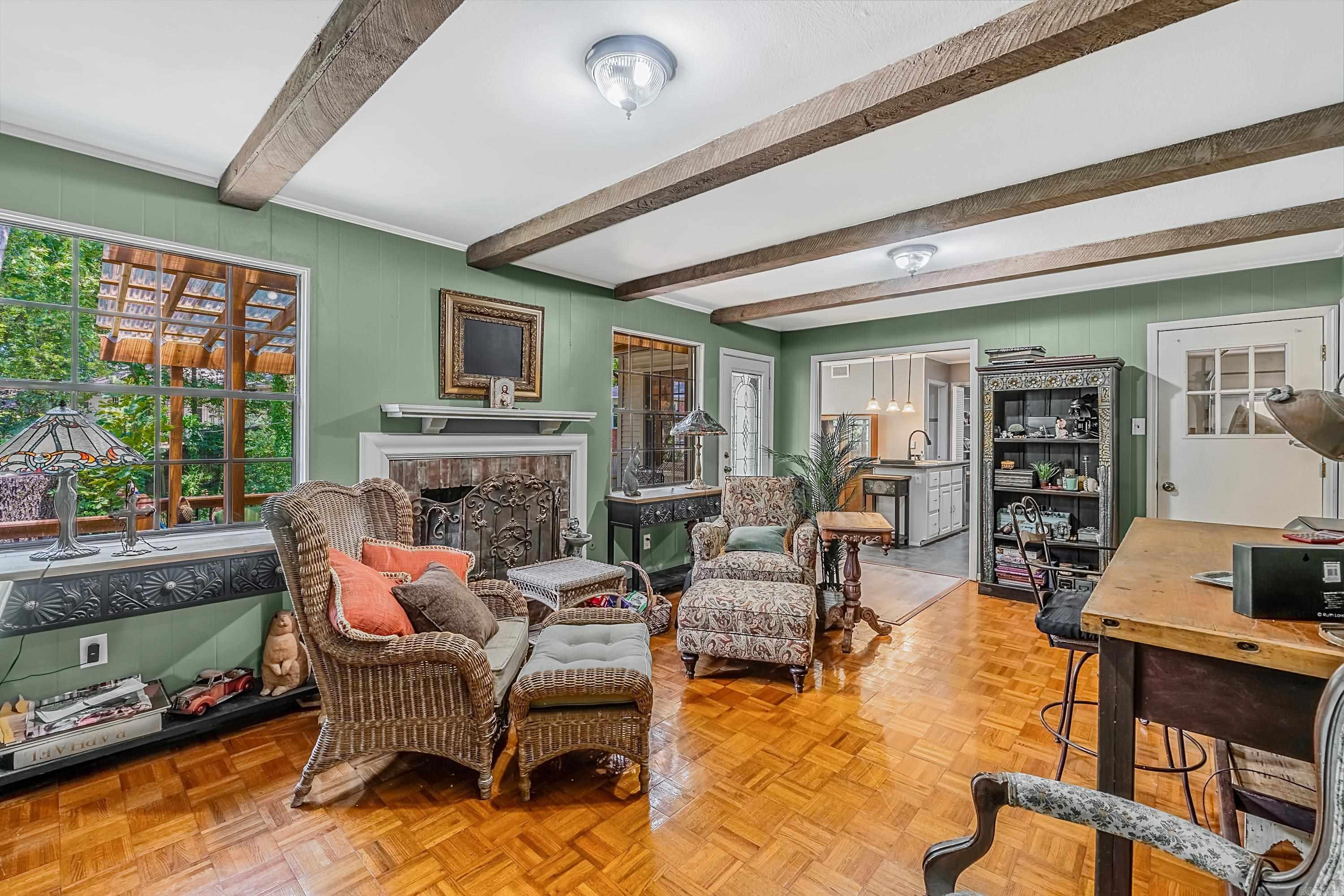 Pleasant Tree 1st - Residential