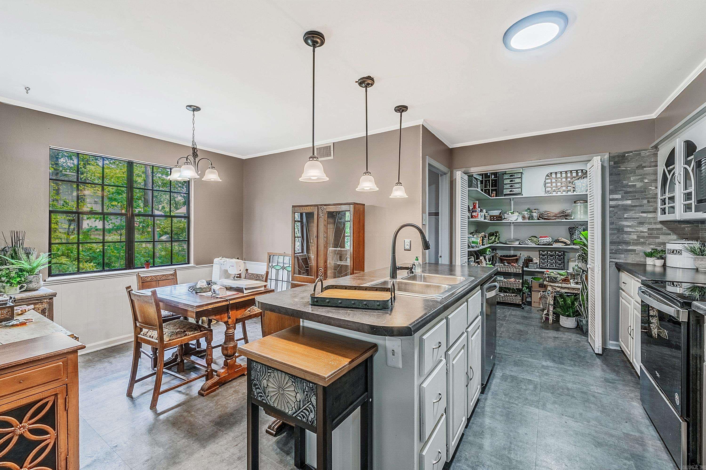 Pleasant Tree 1st - Residential