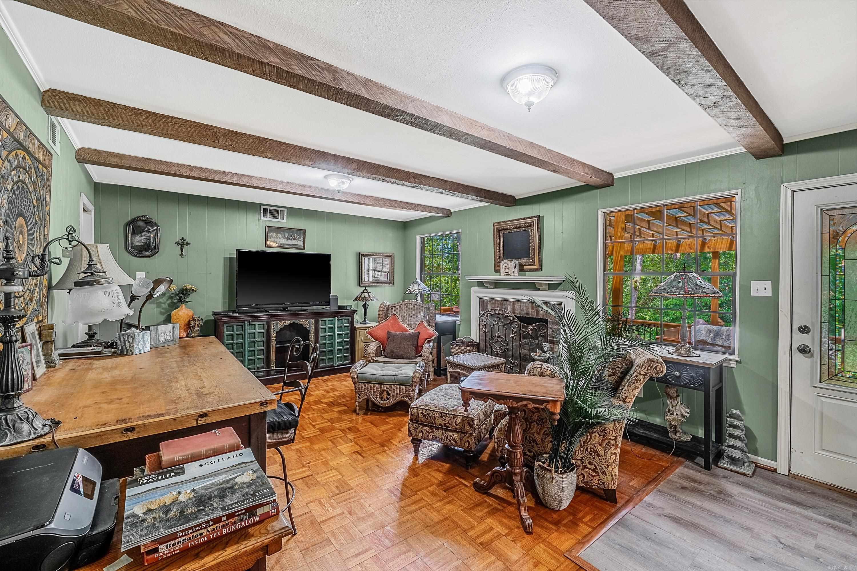 Pleasant Tree 1st - Residential