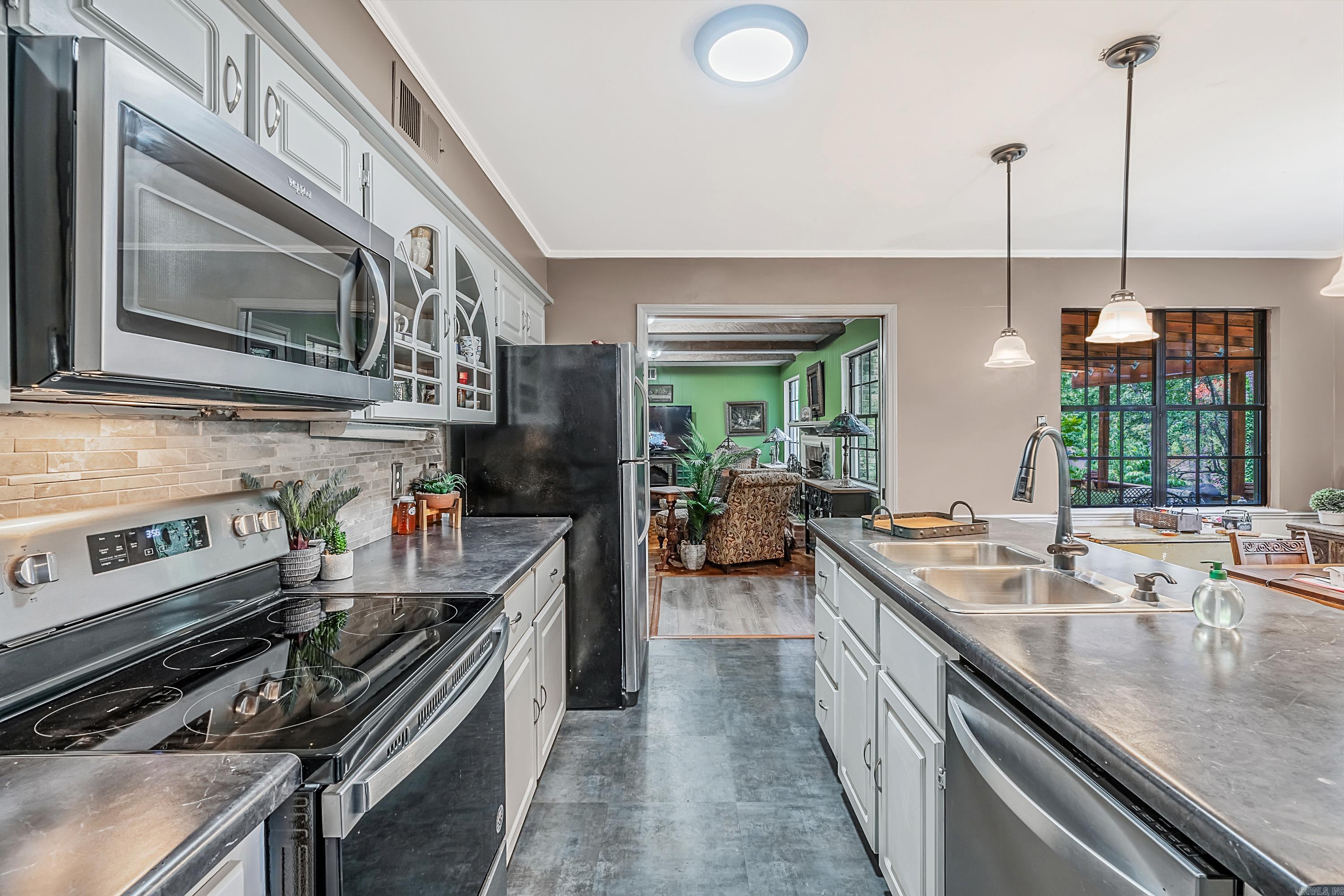 Pleasant Tree 1st - Residential