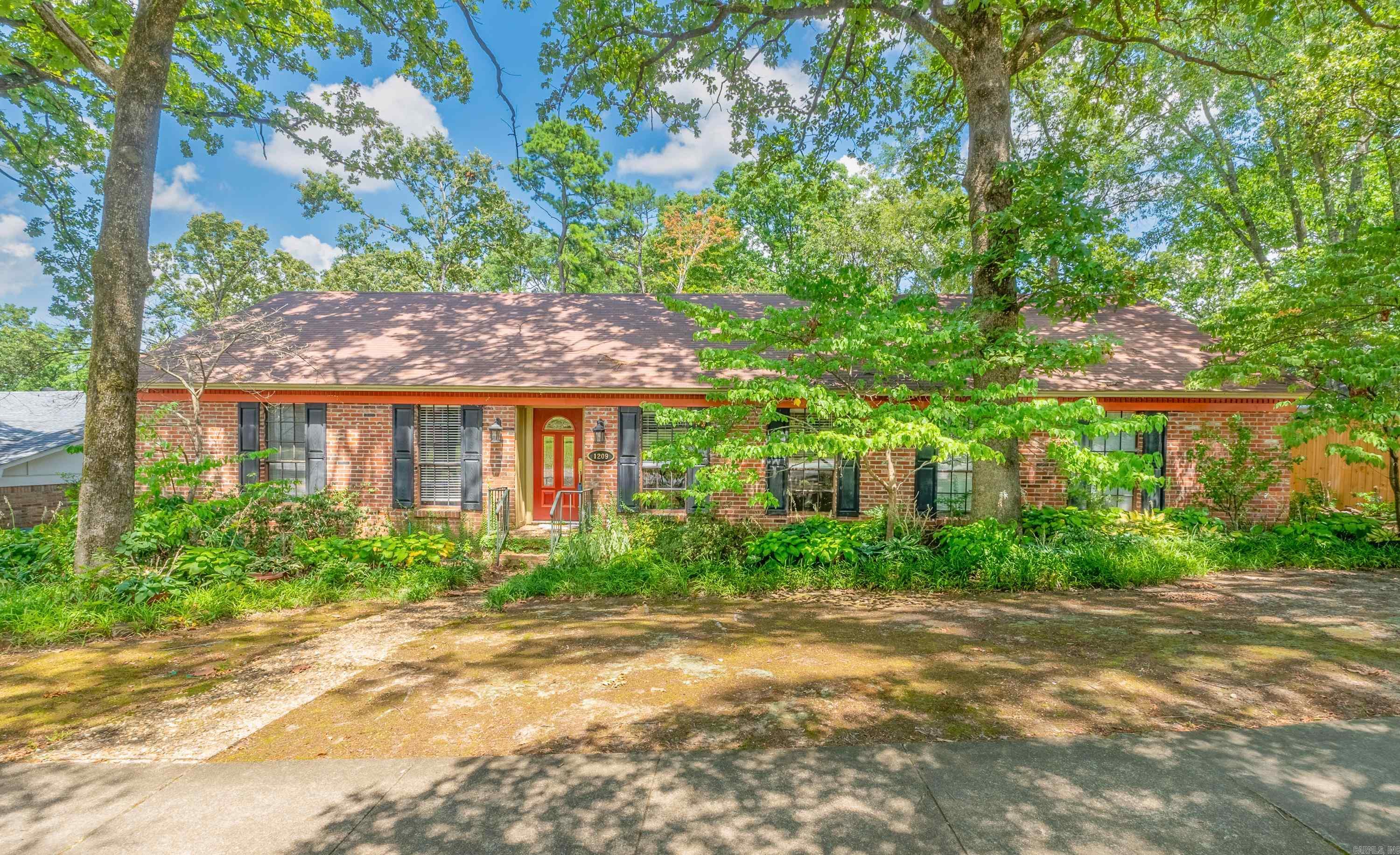 Pleasant Tree 1st - Residential