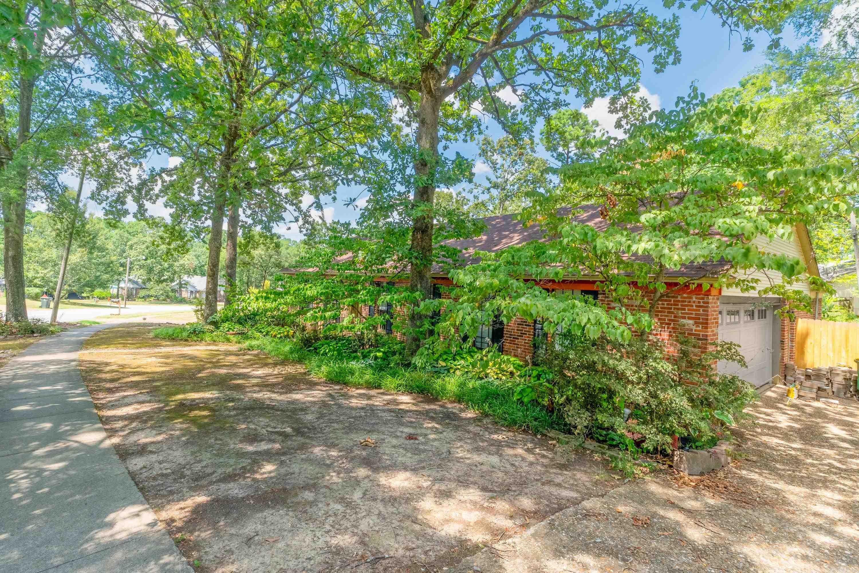 Pleasant Tree 1st - Residential