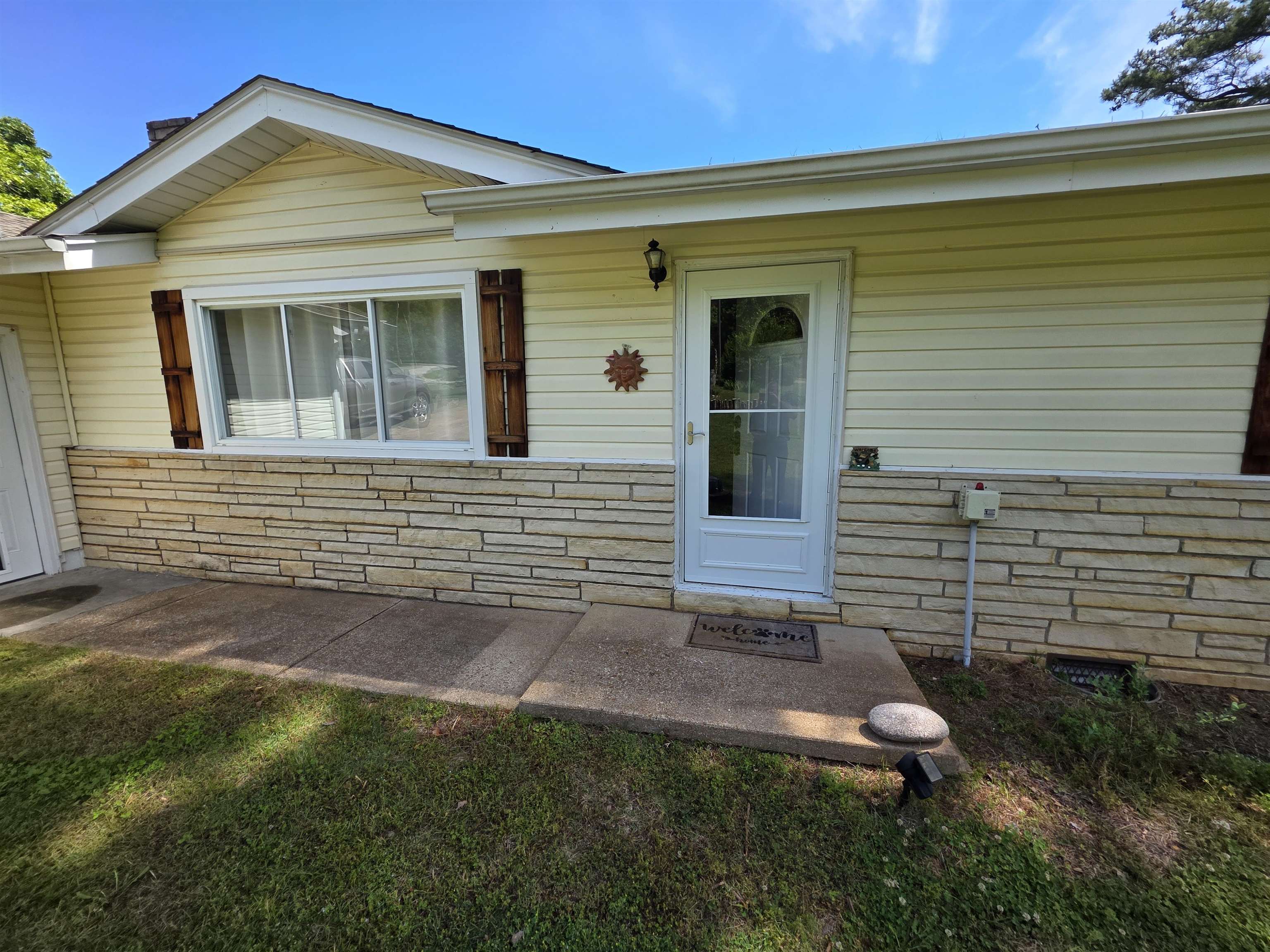 WEST LAKE ESTATES - Residential