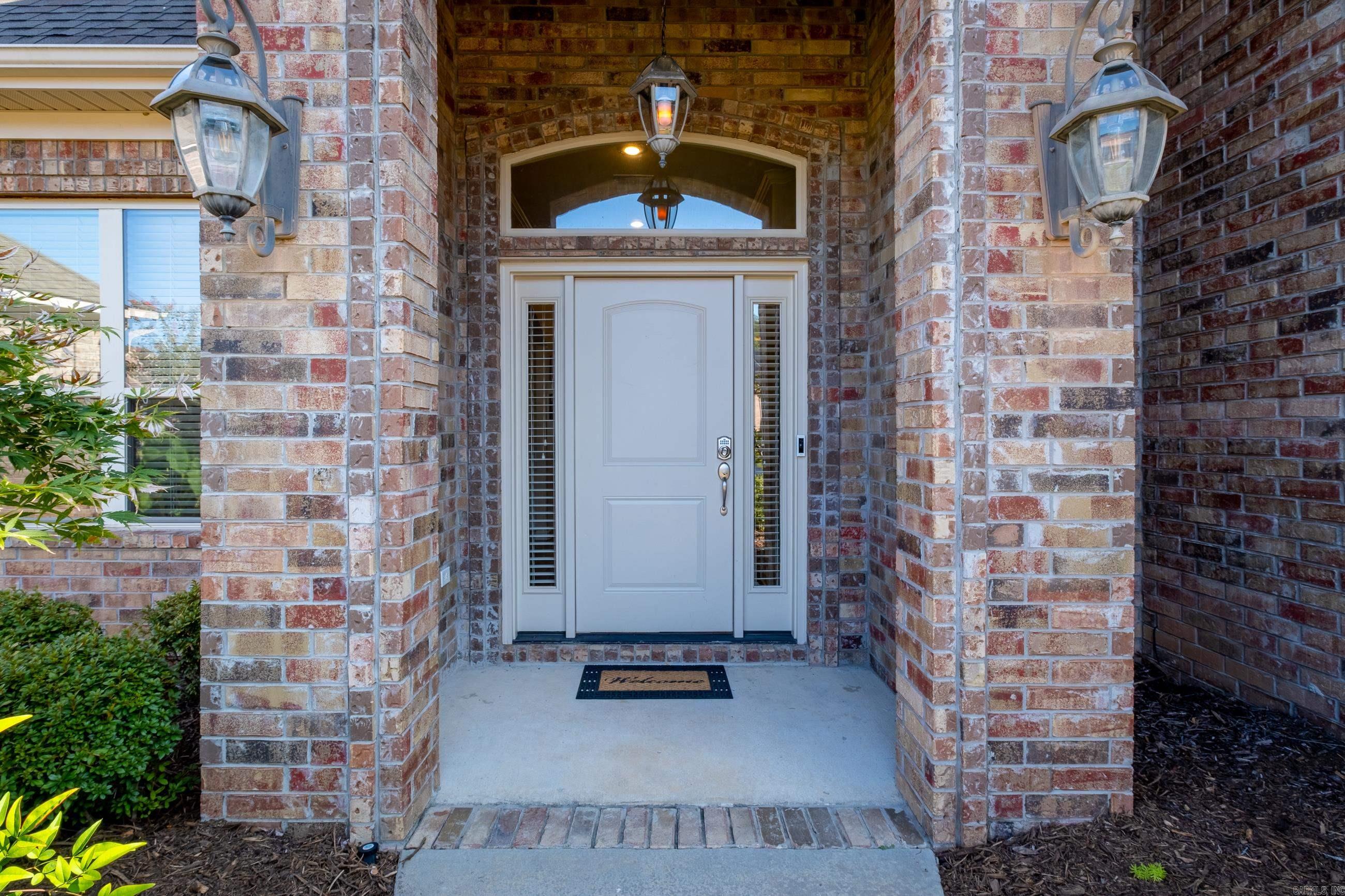 MADISON VALLEY - Residential