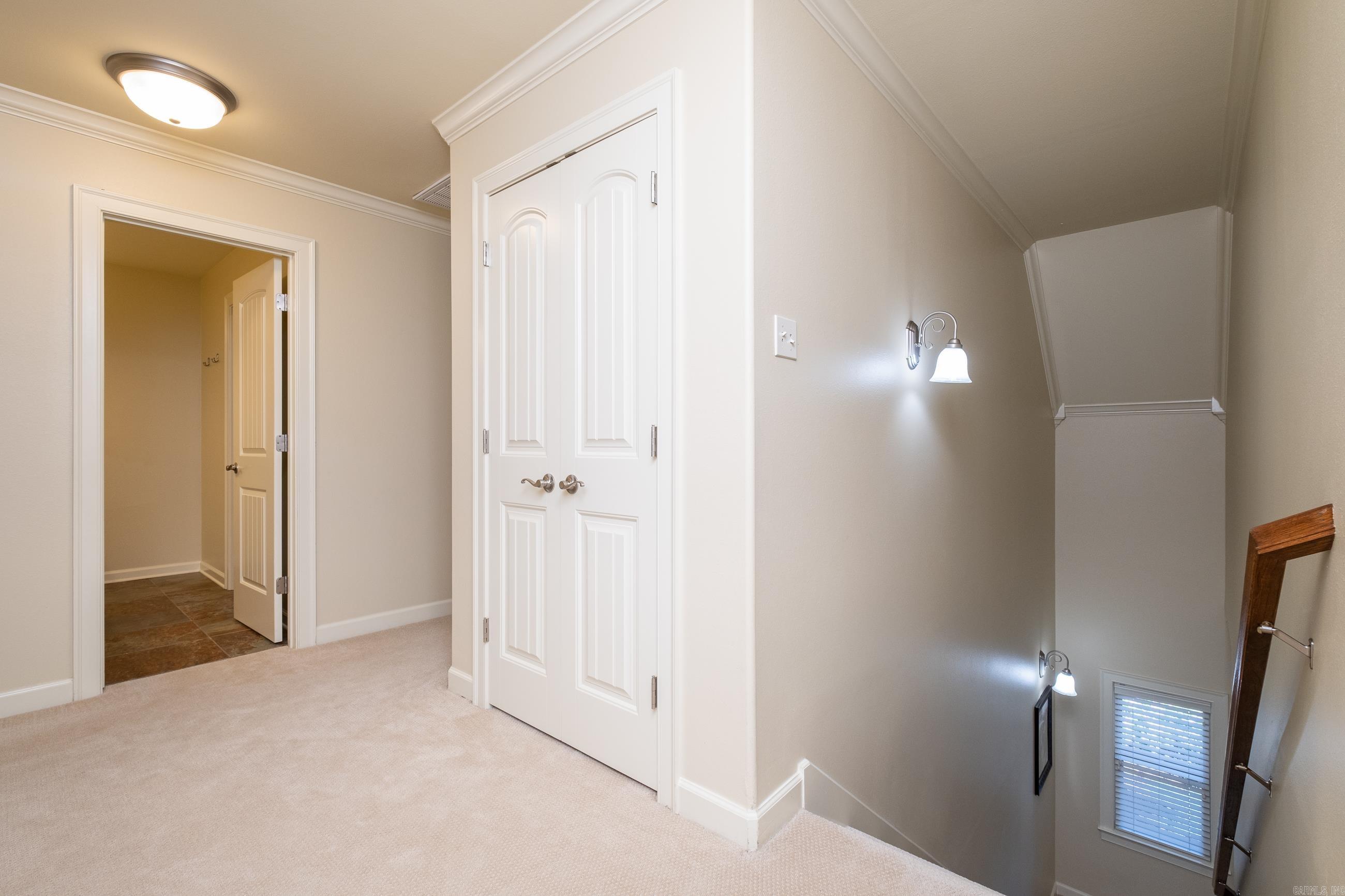 MADISON VALLEY - Residential