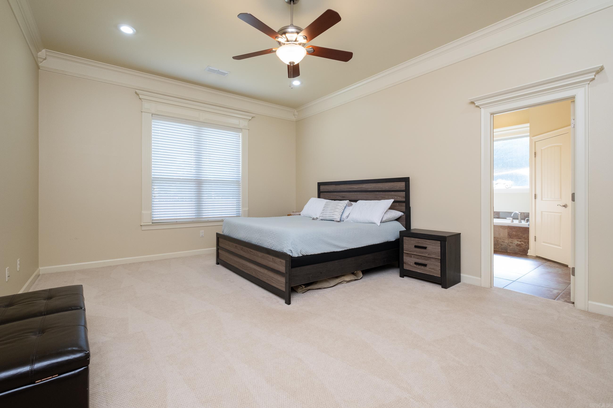 MADISON VALLEY - Residential