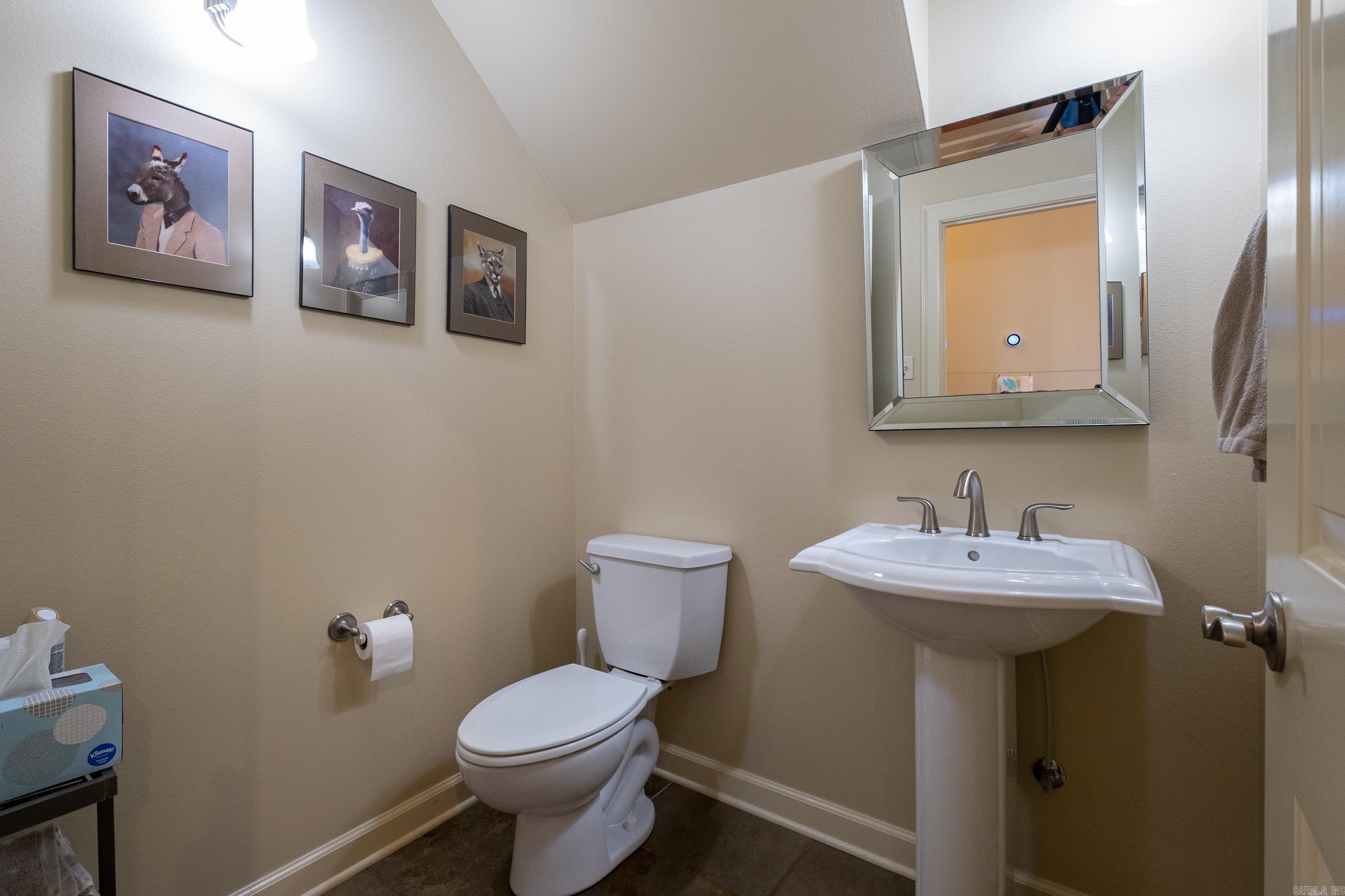 MADISON VALLEY - Residential