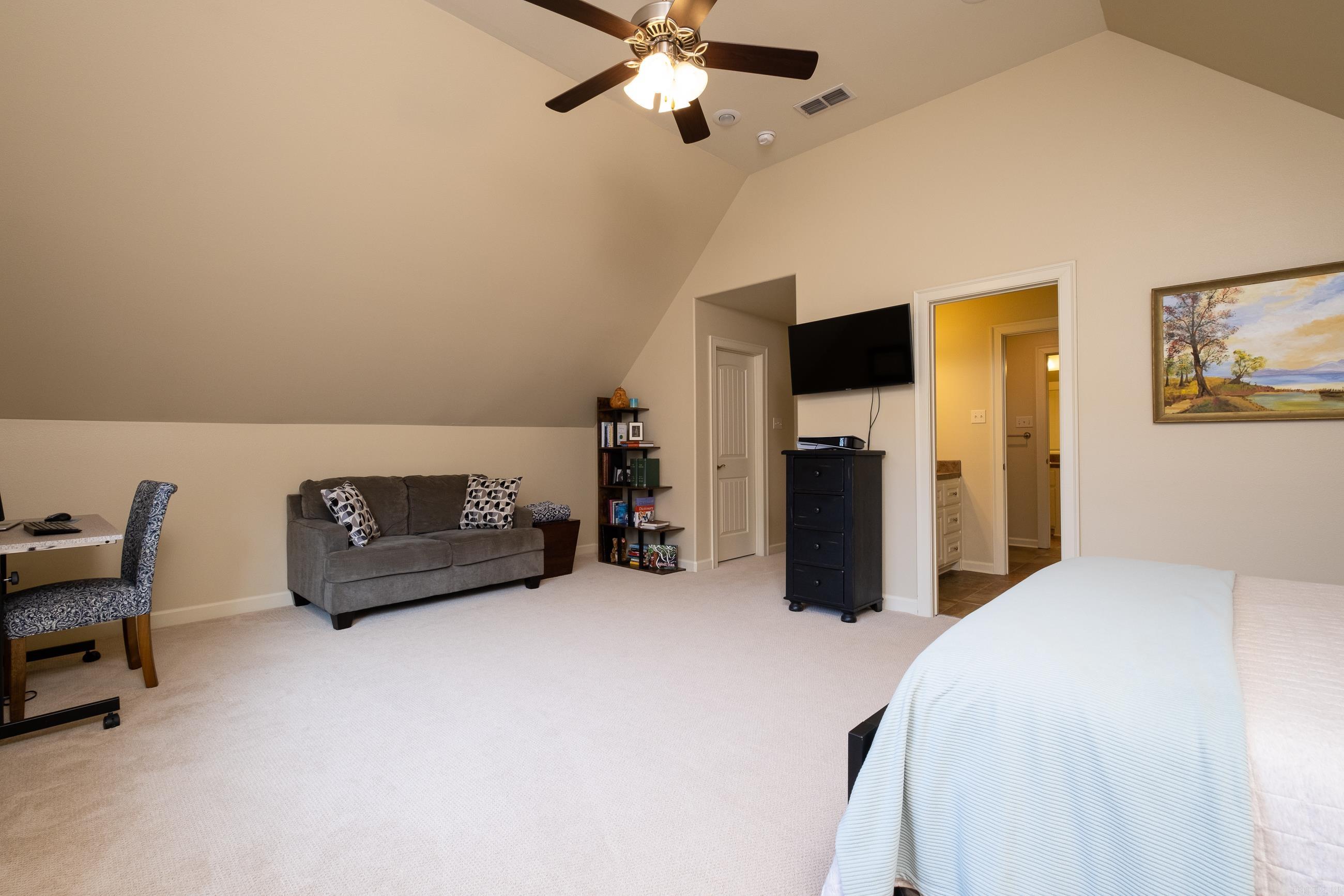 MADISON VALLEY - Residential