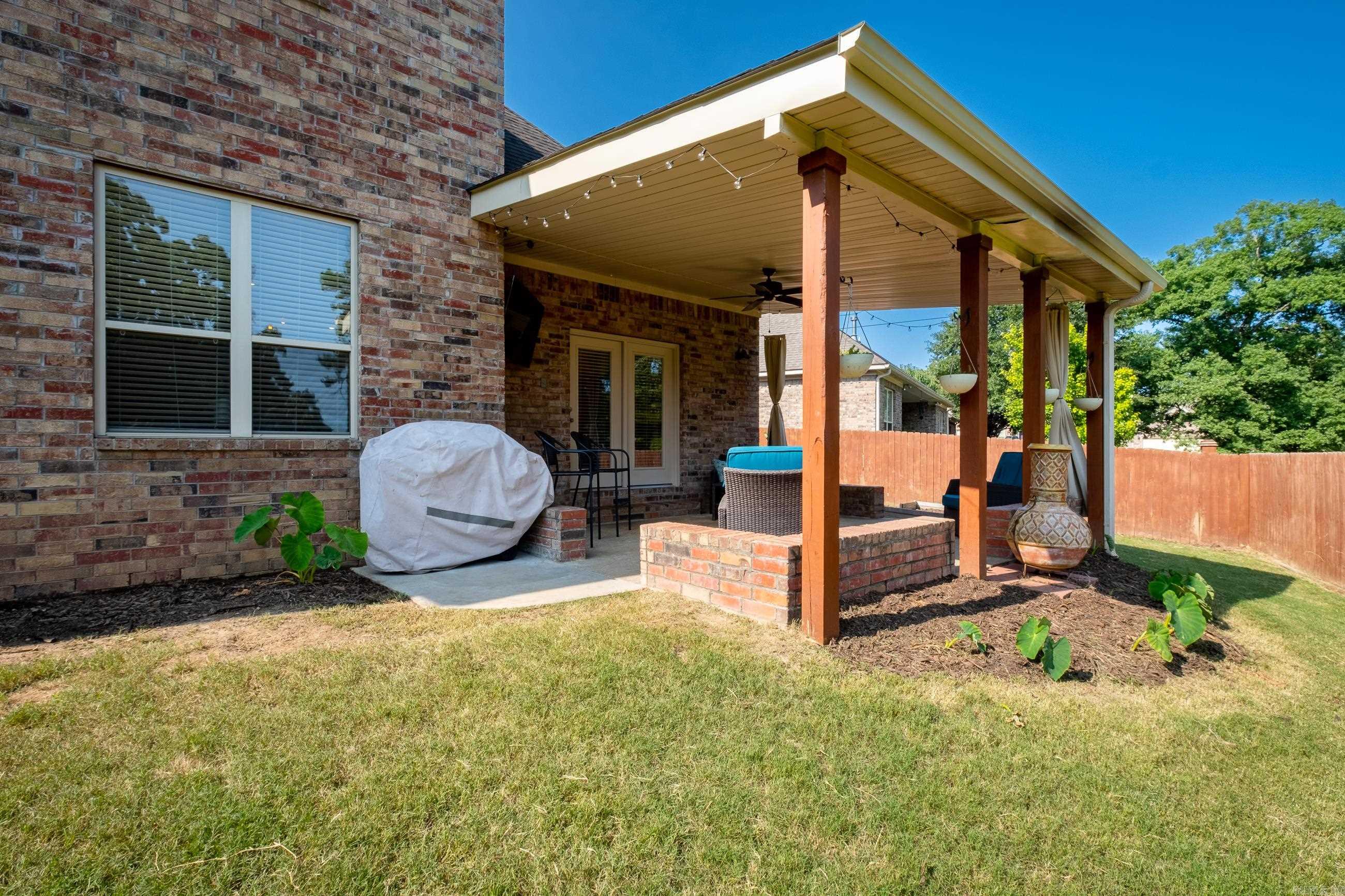 MADISON VALLEY - Residential