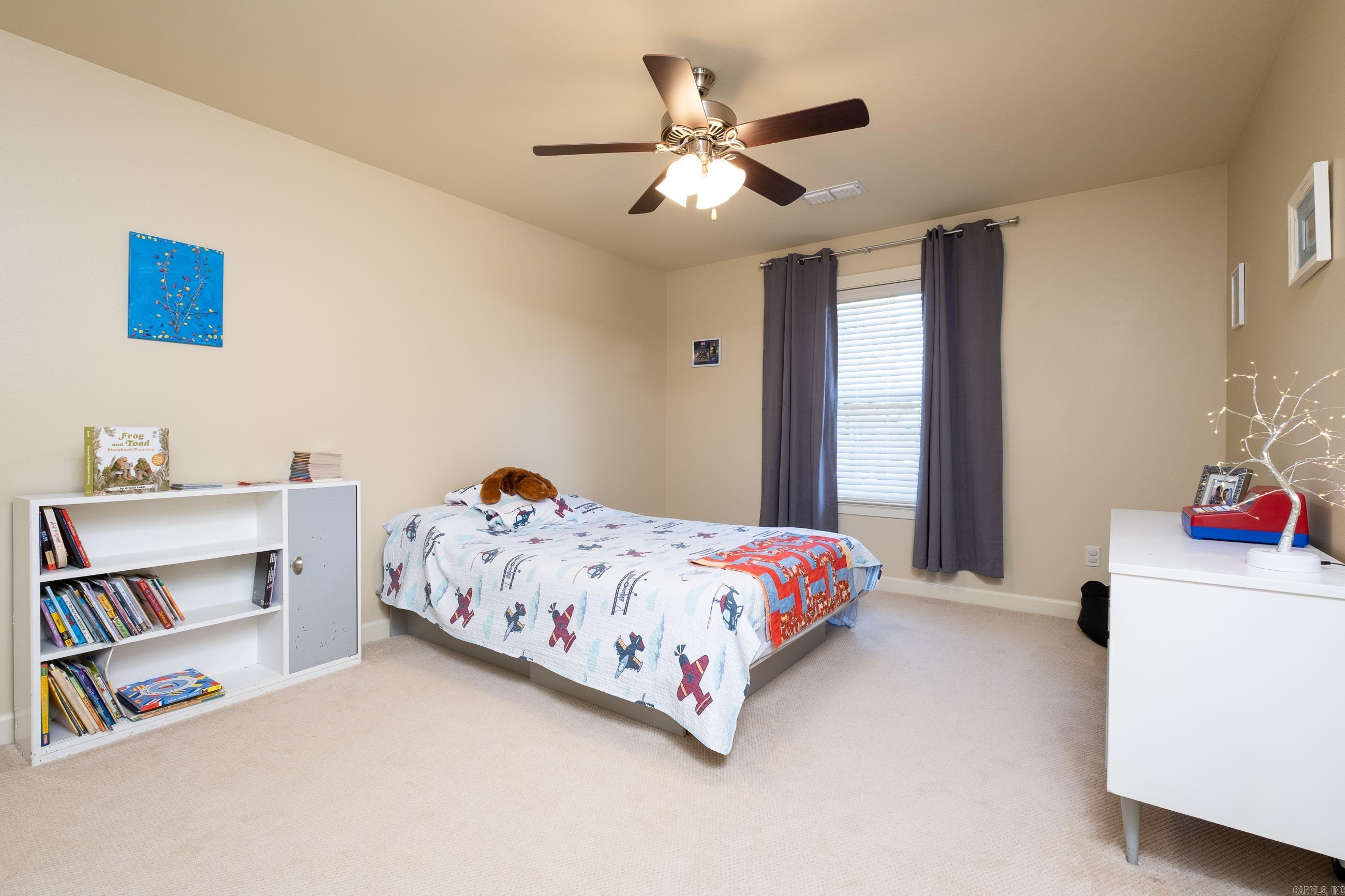 MADISON VALLEY - Residential