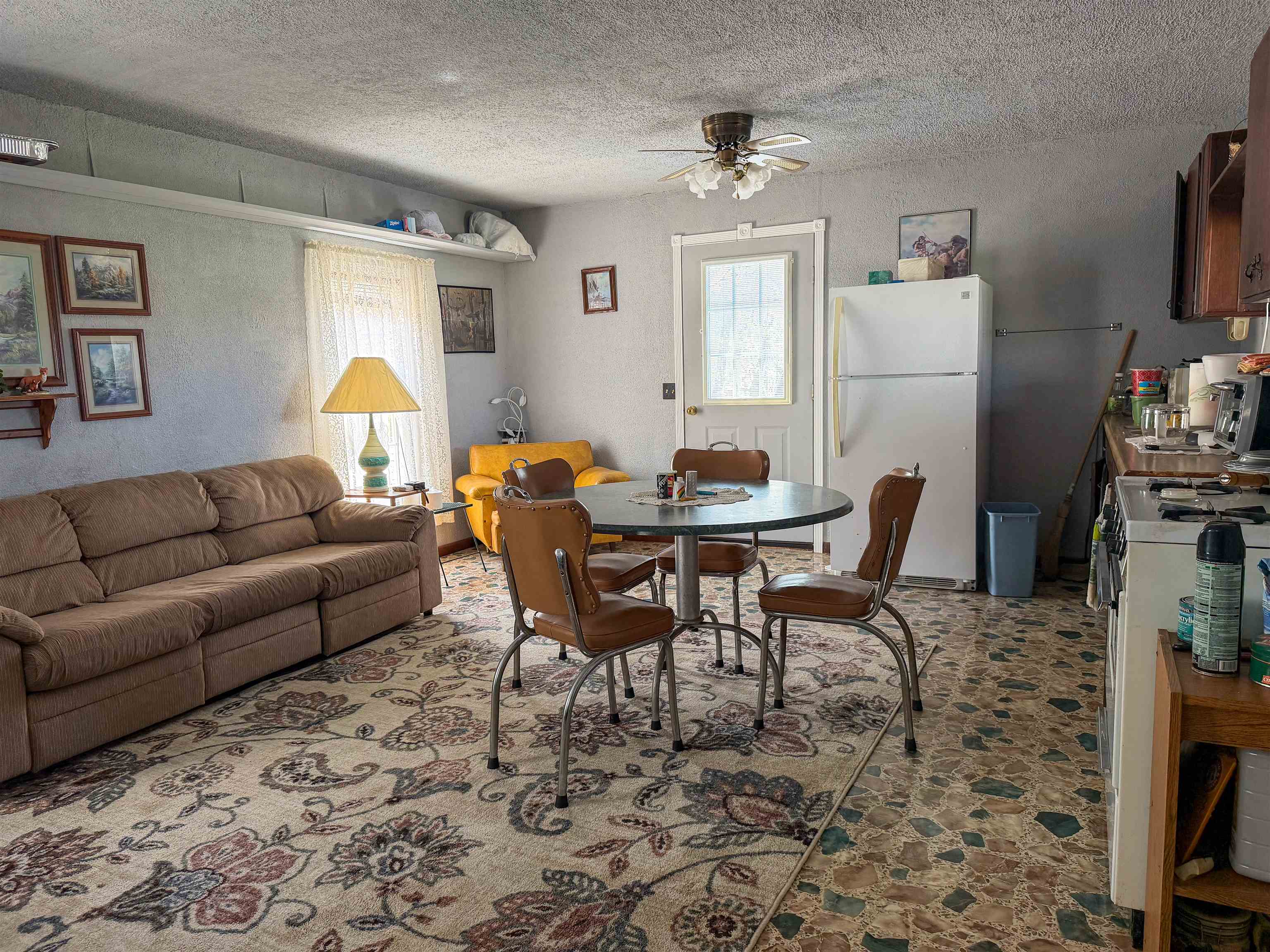 MOODY RIVERVIEW EST - Residential