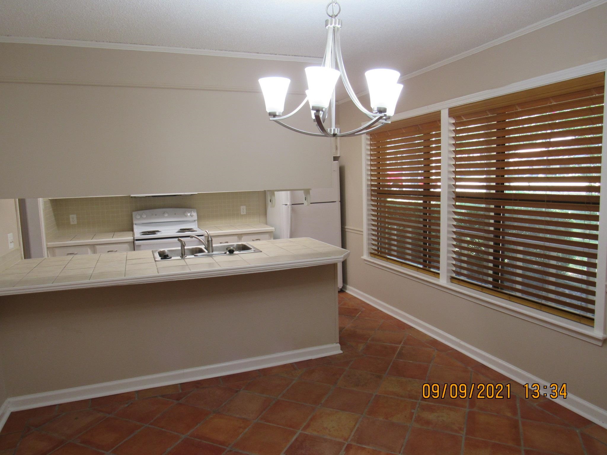 Smokin Oaks - Residential Lease