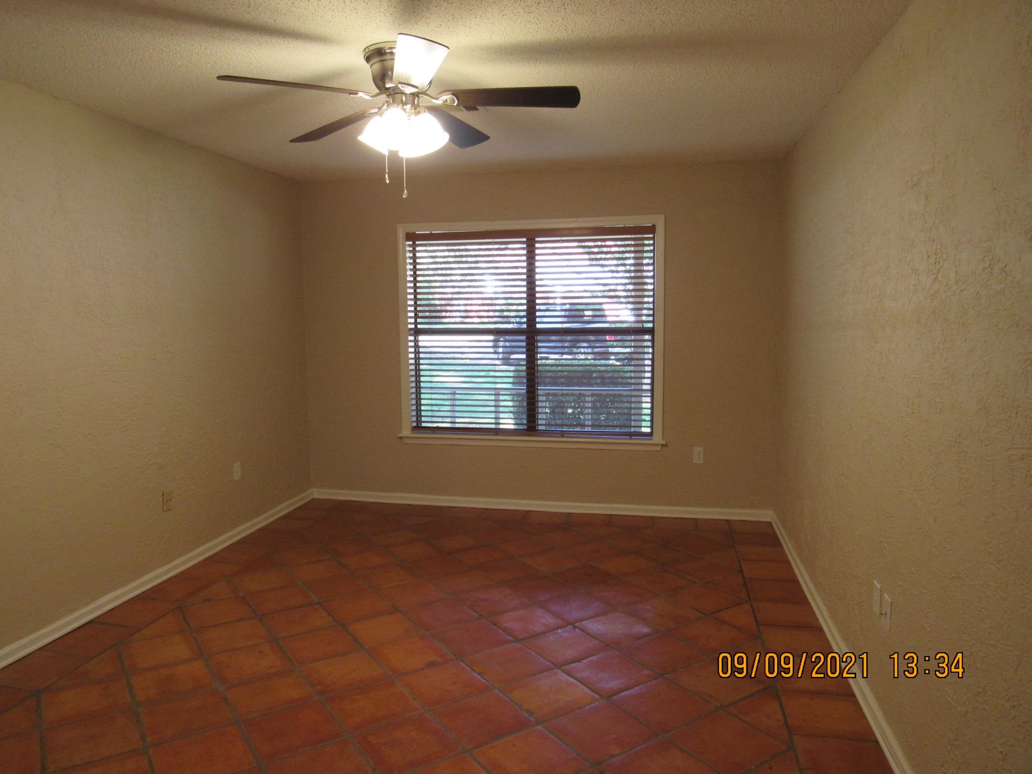 Smokin Oaks - Residential Lease