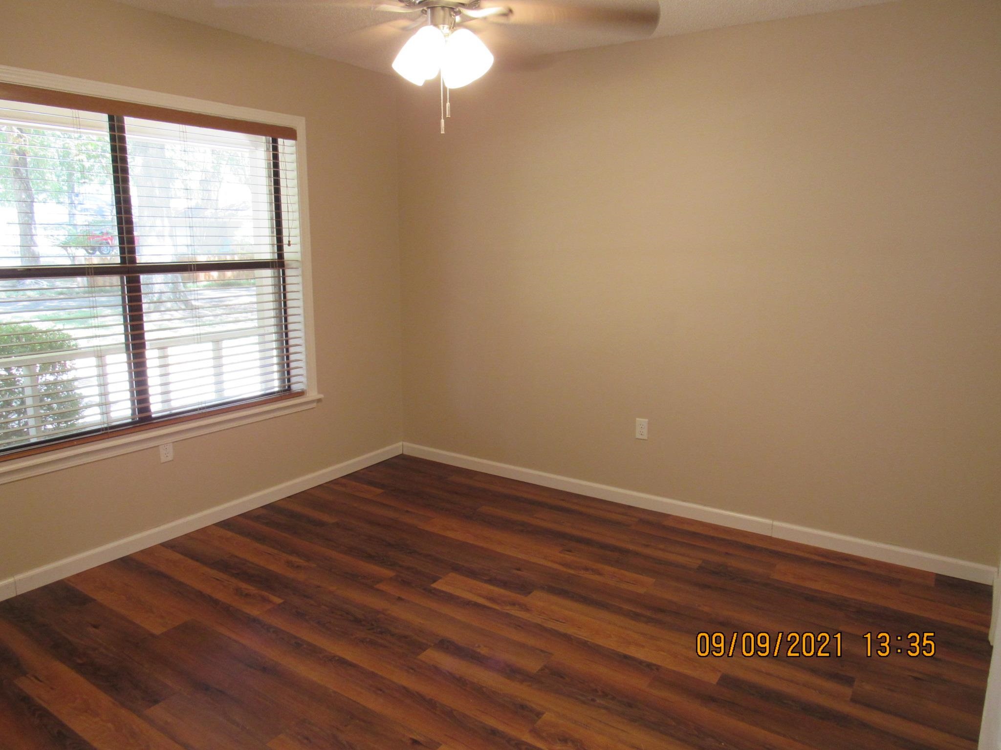 Smokin Oaks - Residential Lease