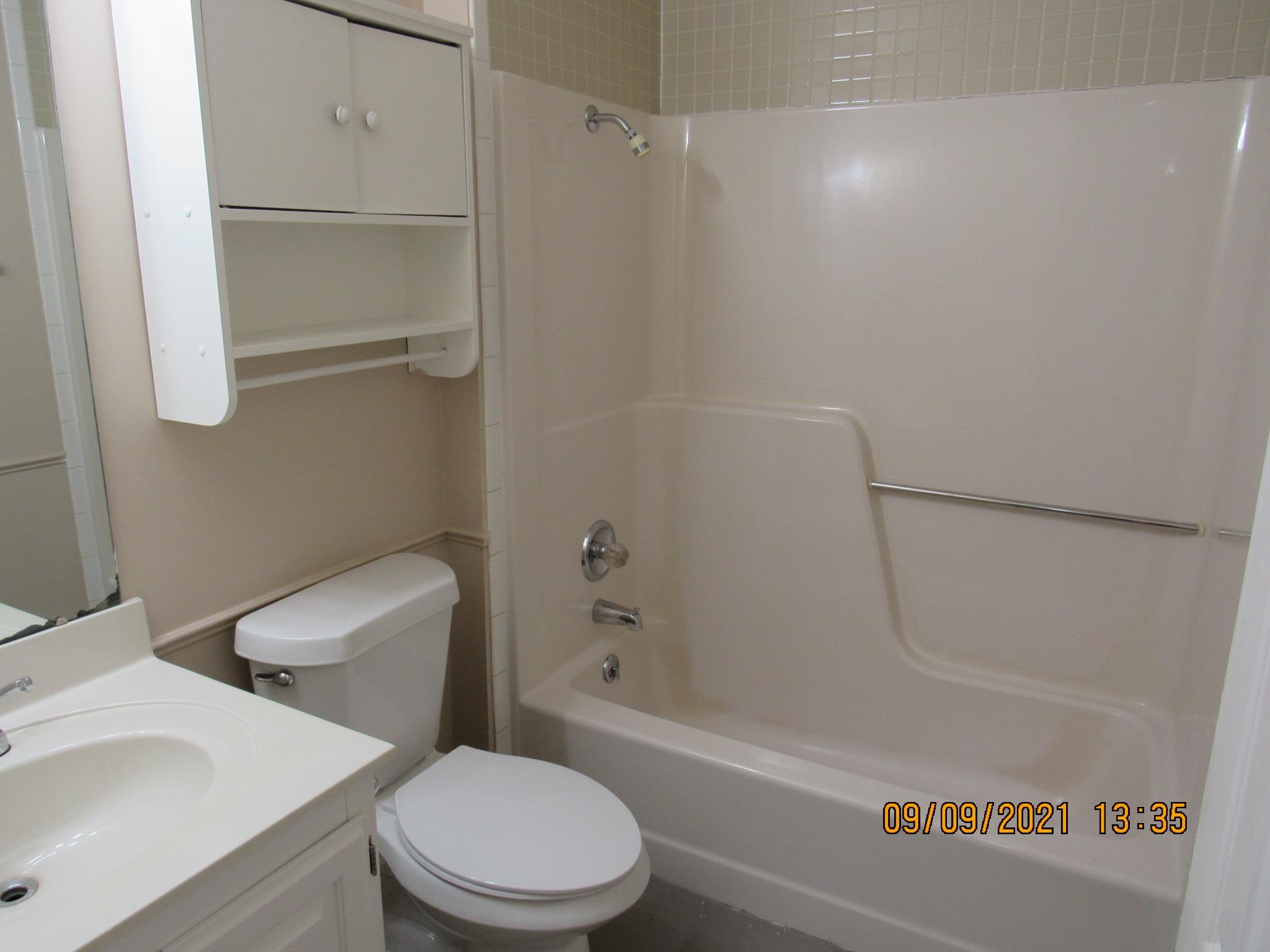 Smokin Oaks - Residential Lease