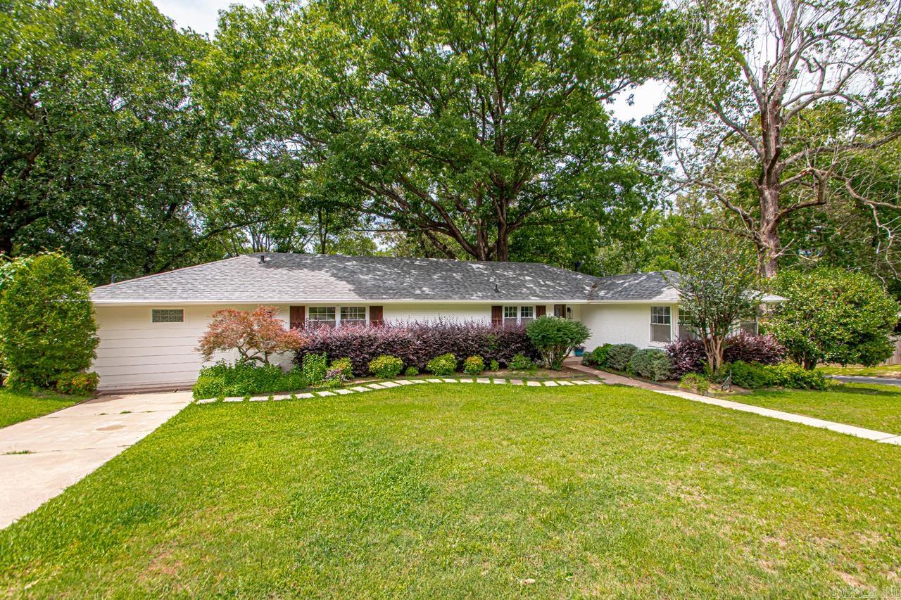 KINGWOOD PLACE - Residential