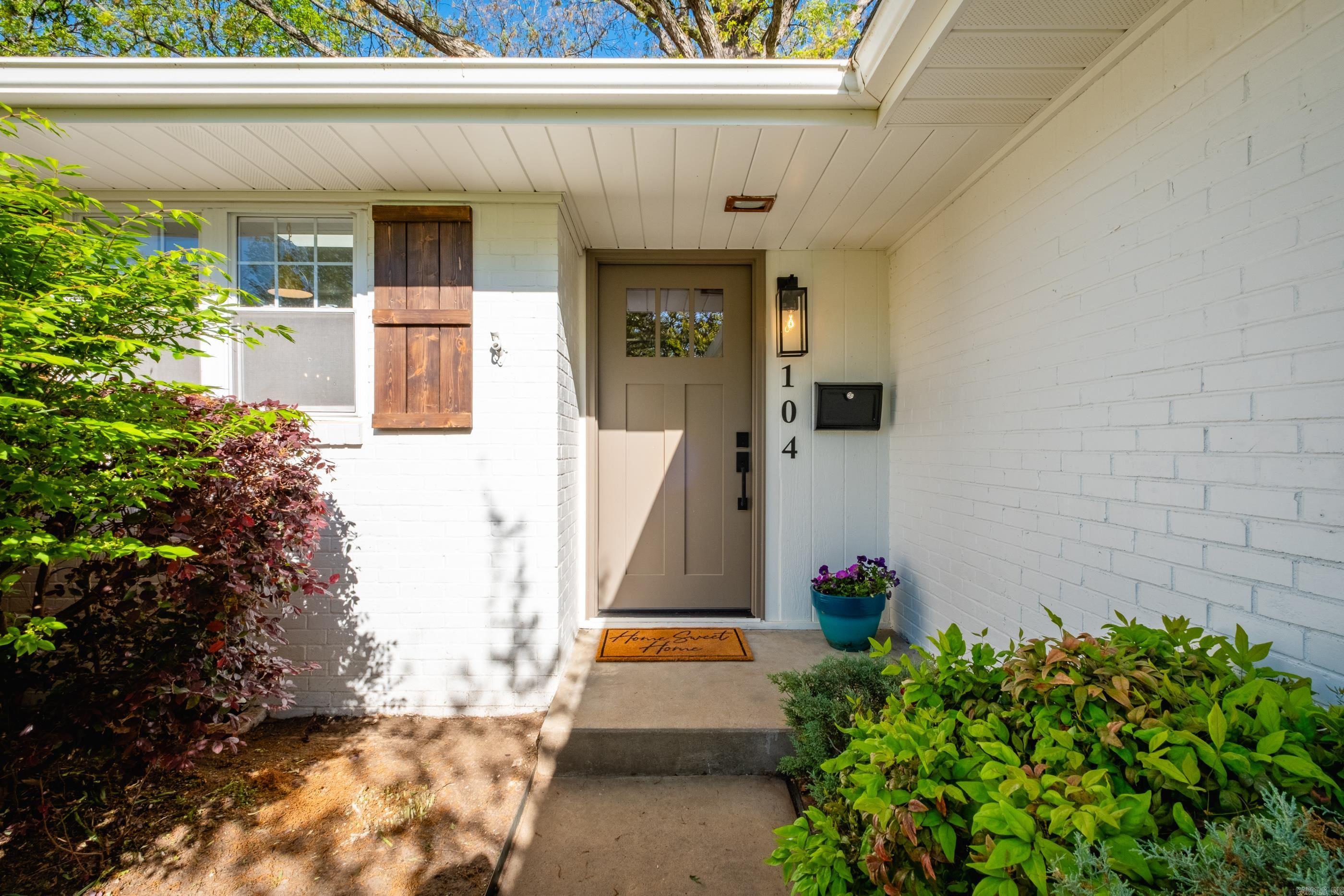 KINGWOOD PLACE - Residential