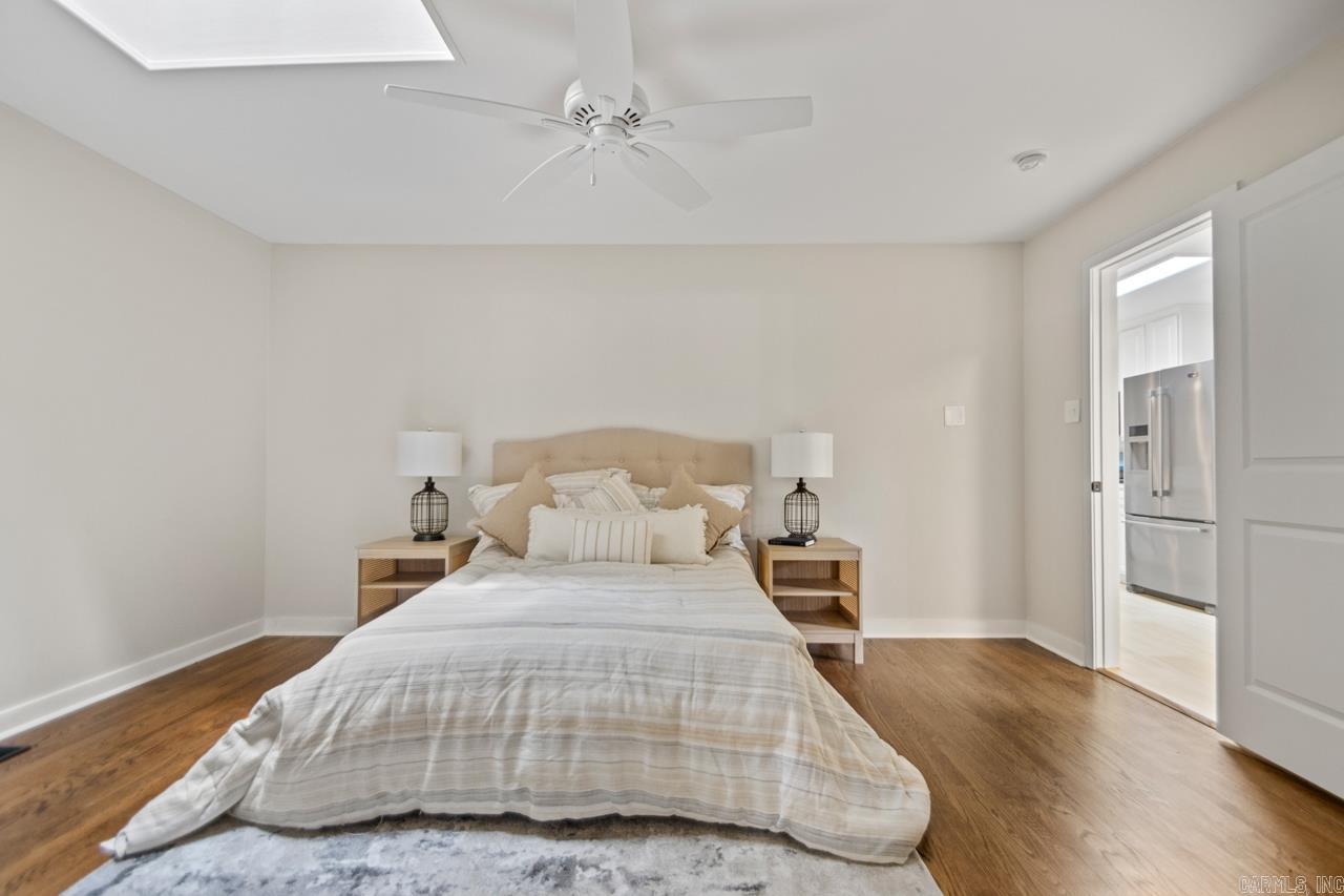 KINGWOOD PLACE - Residential