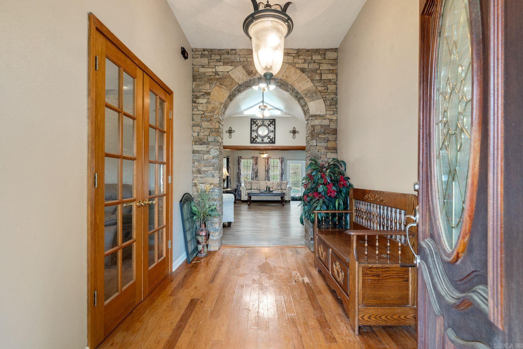 Metes & Bounds - Residential