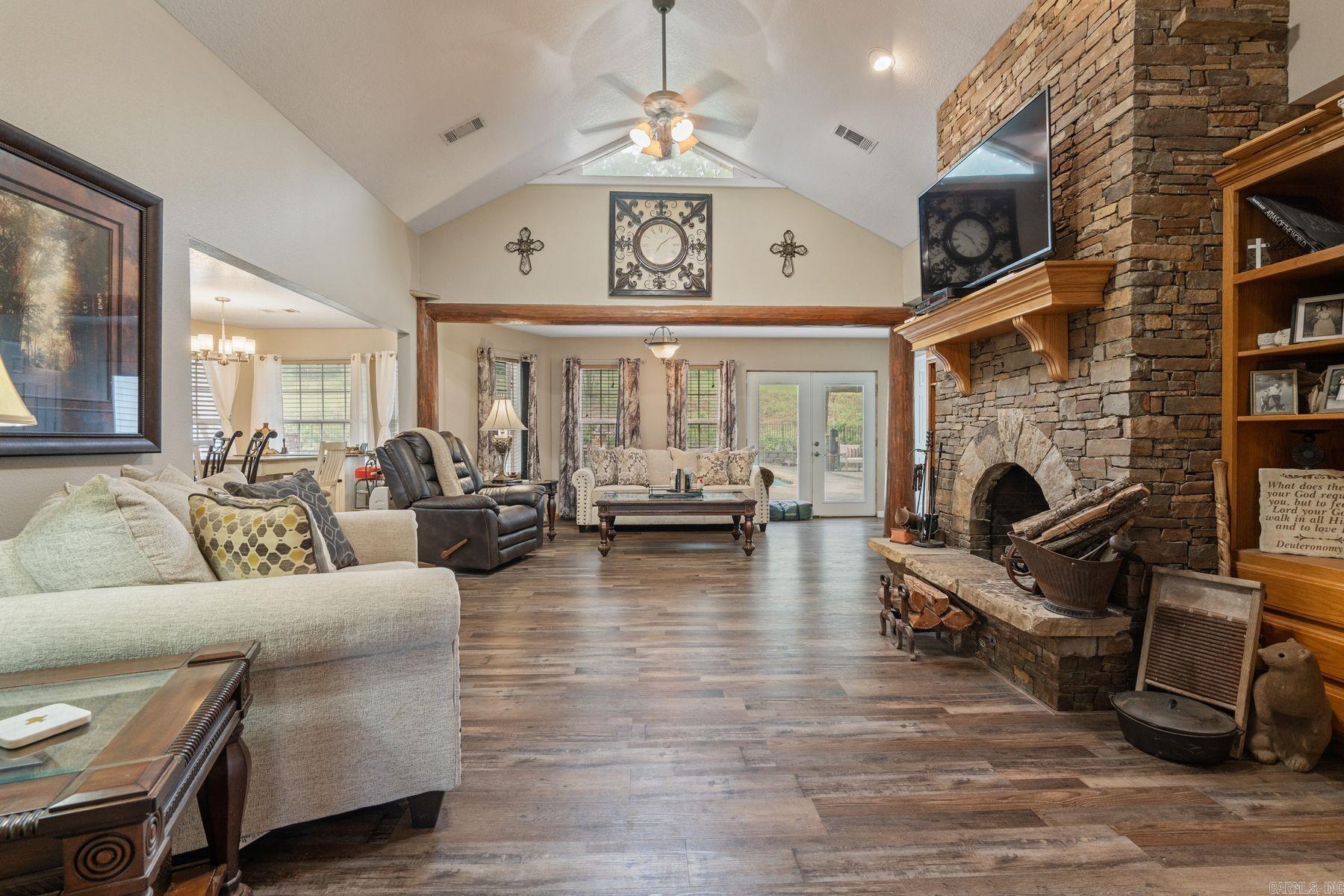 Metes & Bounds - Residential