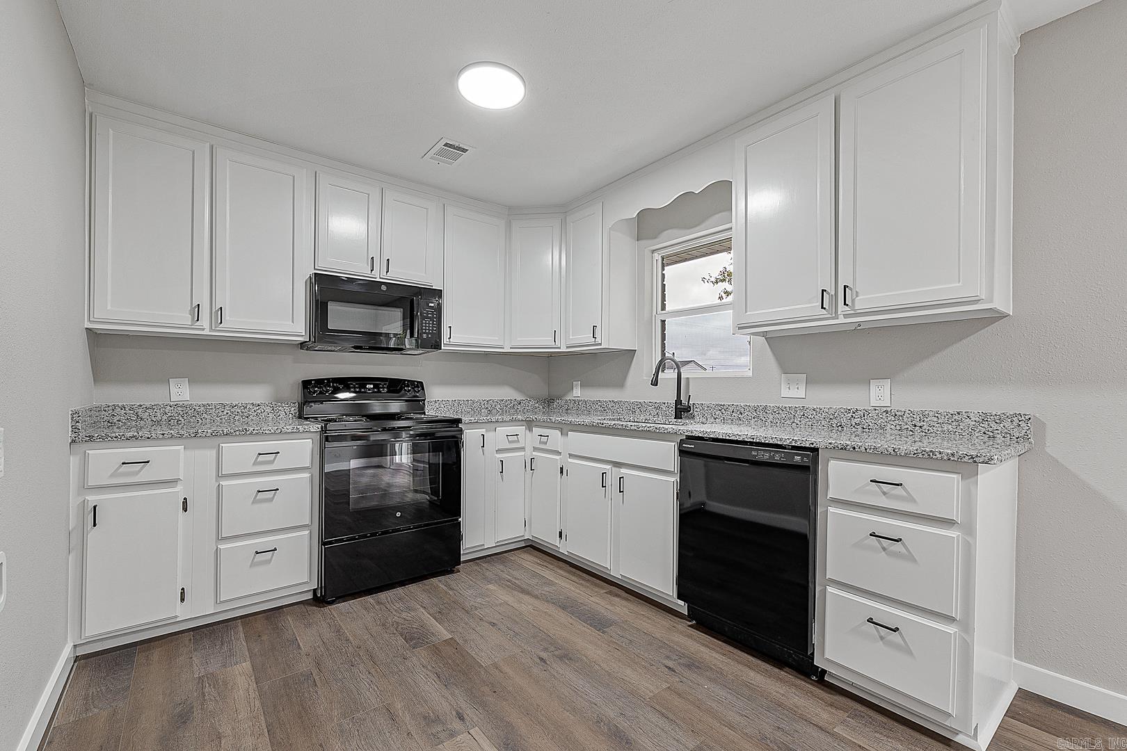 San Manteo - Residential