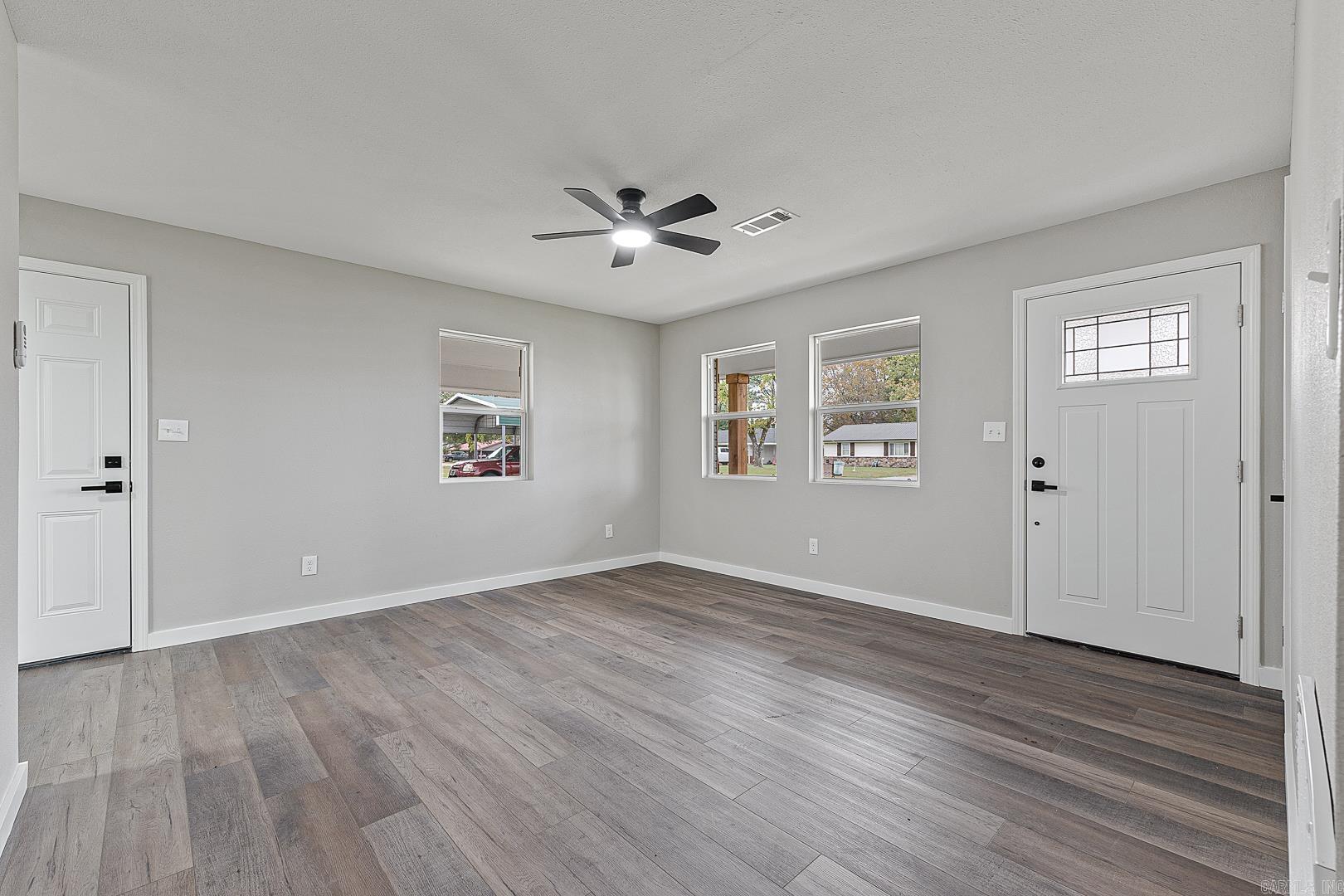 San Manteo - Residential