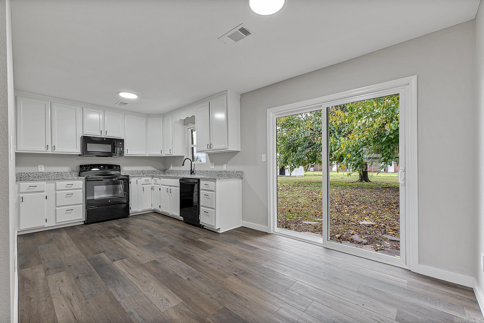 San Manteo - Residential