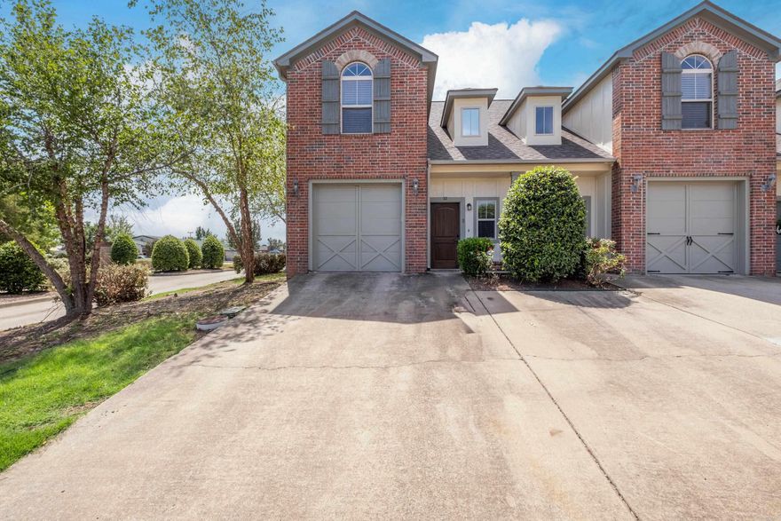 Wonderful townhome project in Maumelle. Under new ownership. New roofs and exterior painted. Great room with fireplace. Nice kitchen with granite counters, pretty stained cabinets, built in microwave, quality stove and dishwasher. Low HOA dues. Enjoy the Club House, Pool and Work Out Room. Single car garage. Enjoy hassle free and low maintenance living. Walking distance to Lake Willastein. Other units also available. Floor plan is in Documents. $5000 in sellers concessions. Other units available.  See agent remarks.