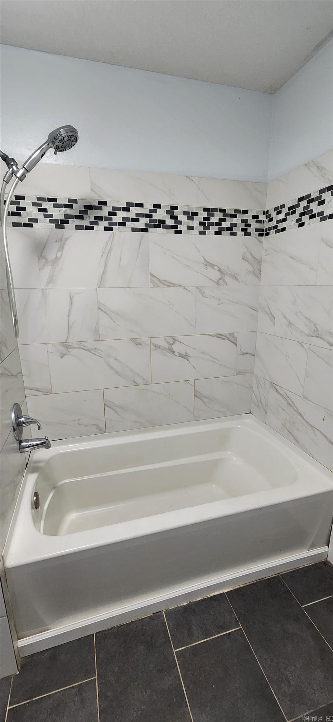 SCOTTS MINOR - Residential