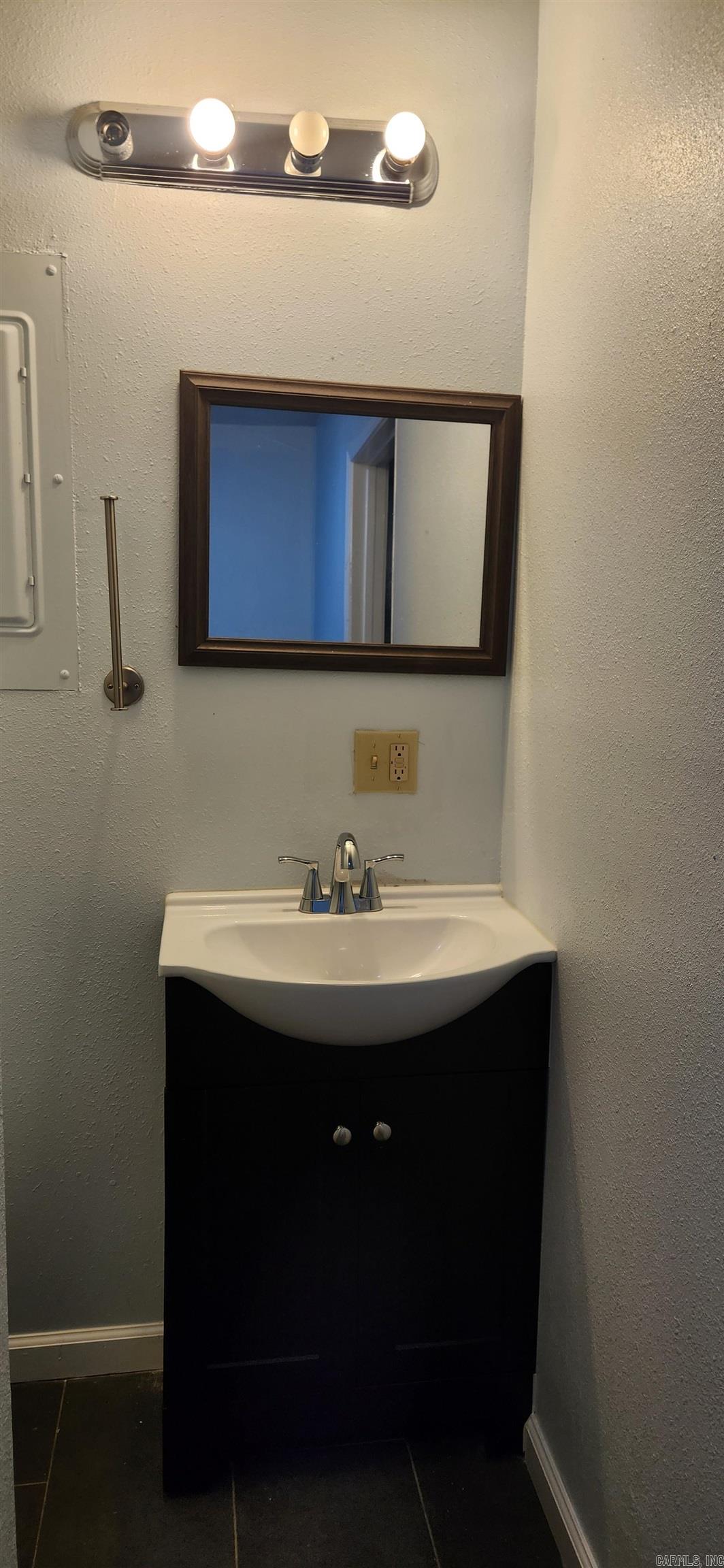 SCOTTS MINOR - Residential