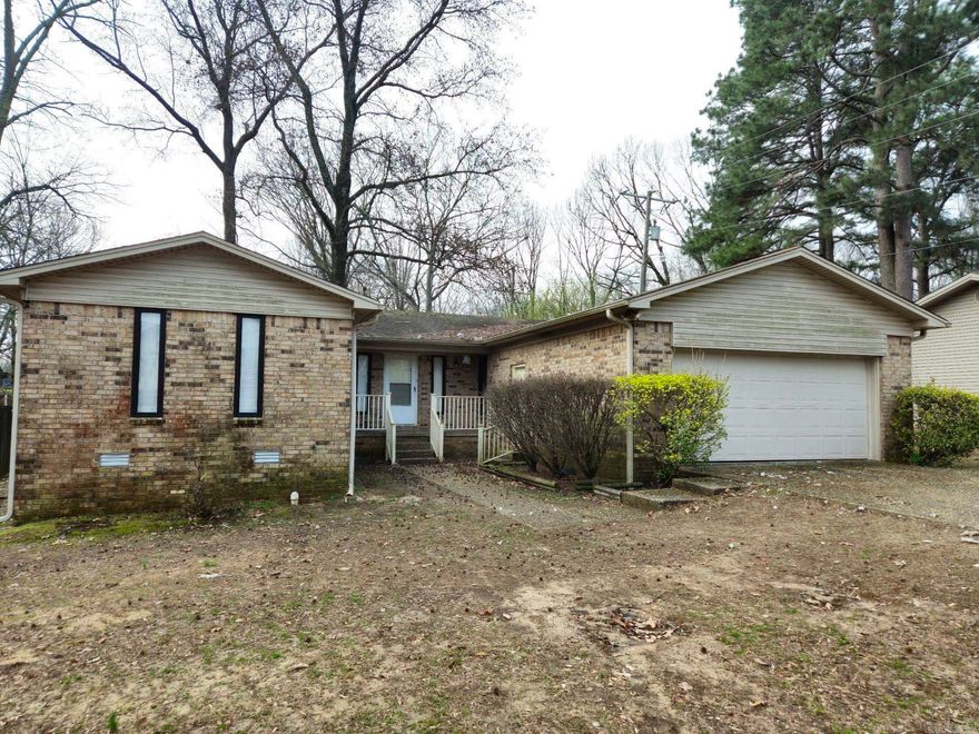 Cute and Cozy 3 bedroom 2 bath home for rent in the Little Big Horn Estates subdivision of Sherwood. Easy access to freeway and just minutes to local mall, as well as a wide range of shopping, dining and entertainment choices. Must see!! More pics to come!