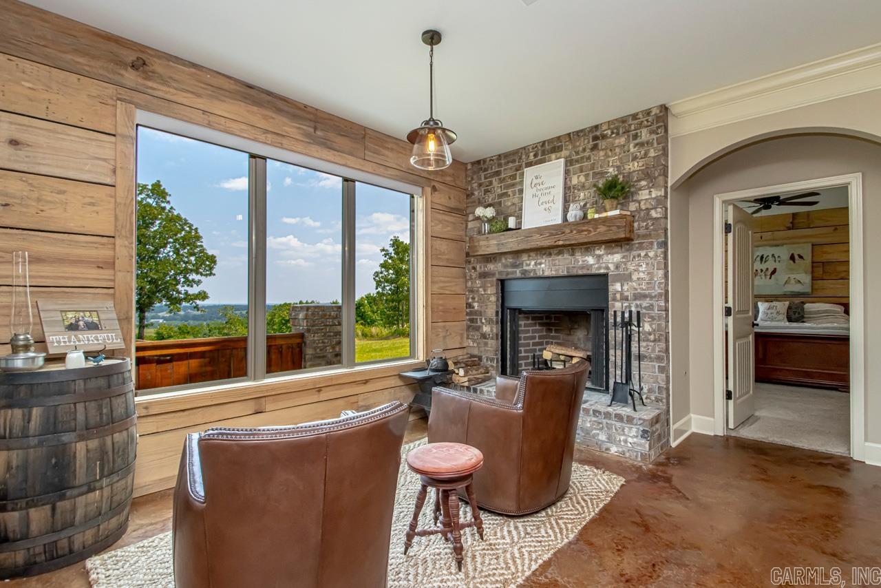 MOUNTAIN CREST ESTATES - Residential