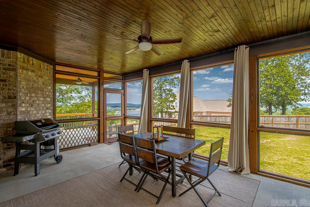 MOUNTAIN CREST ESTATES - Residential