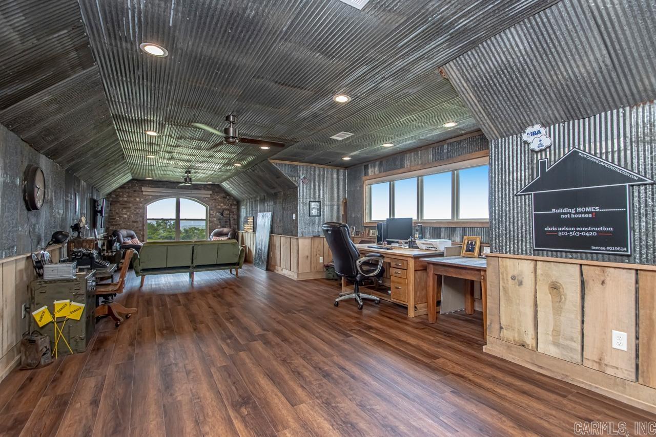 MOUNTAIN CREST ESTATES - Residential