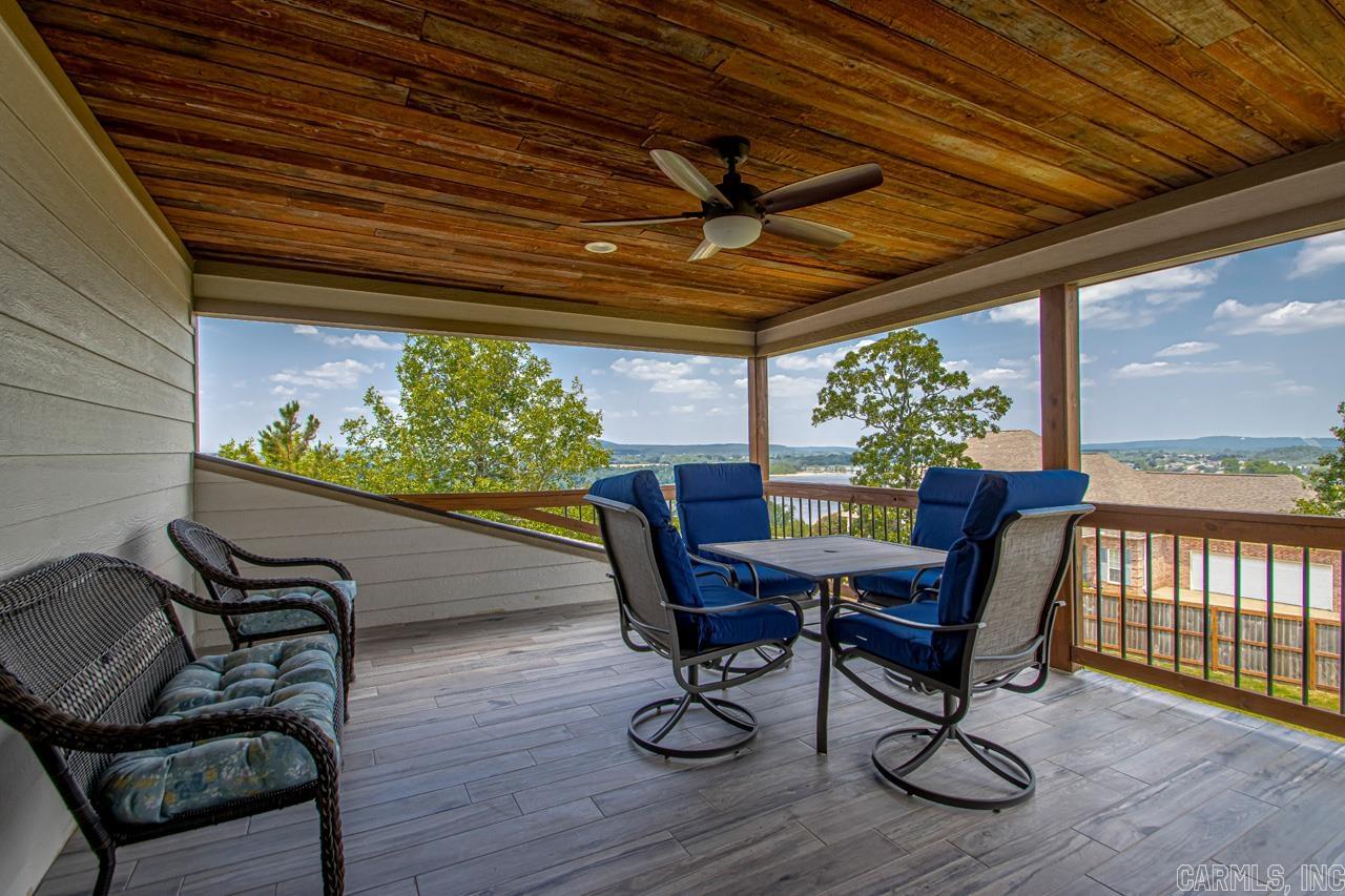 MOUNTAIN CREST ESTATES - Residential