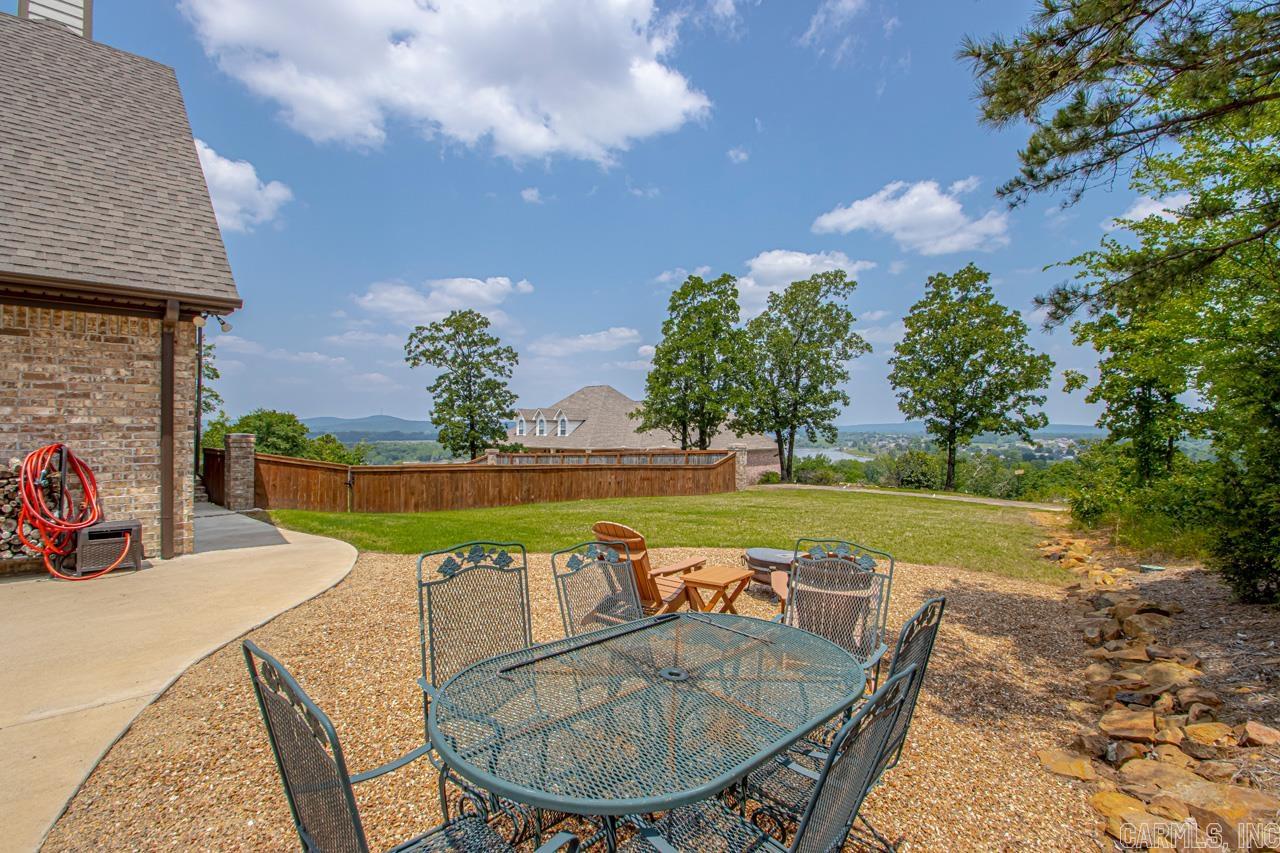 MOUNTAIN CREST ESTATES - Residential