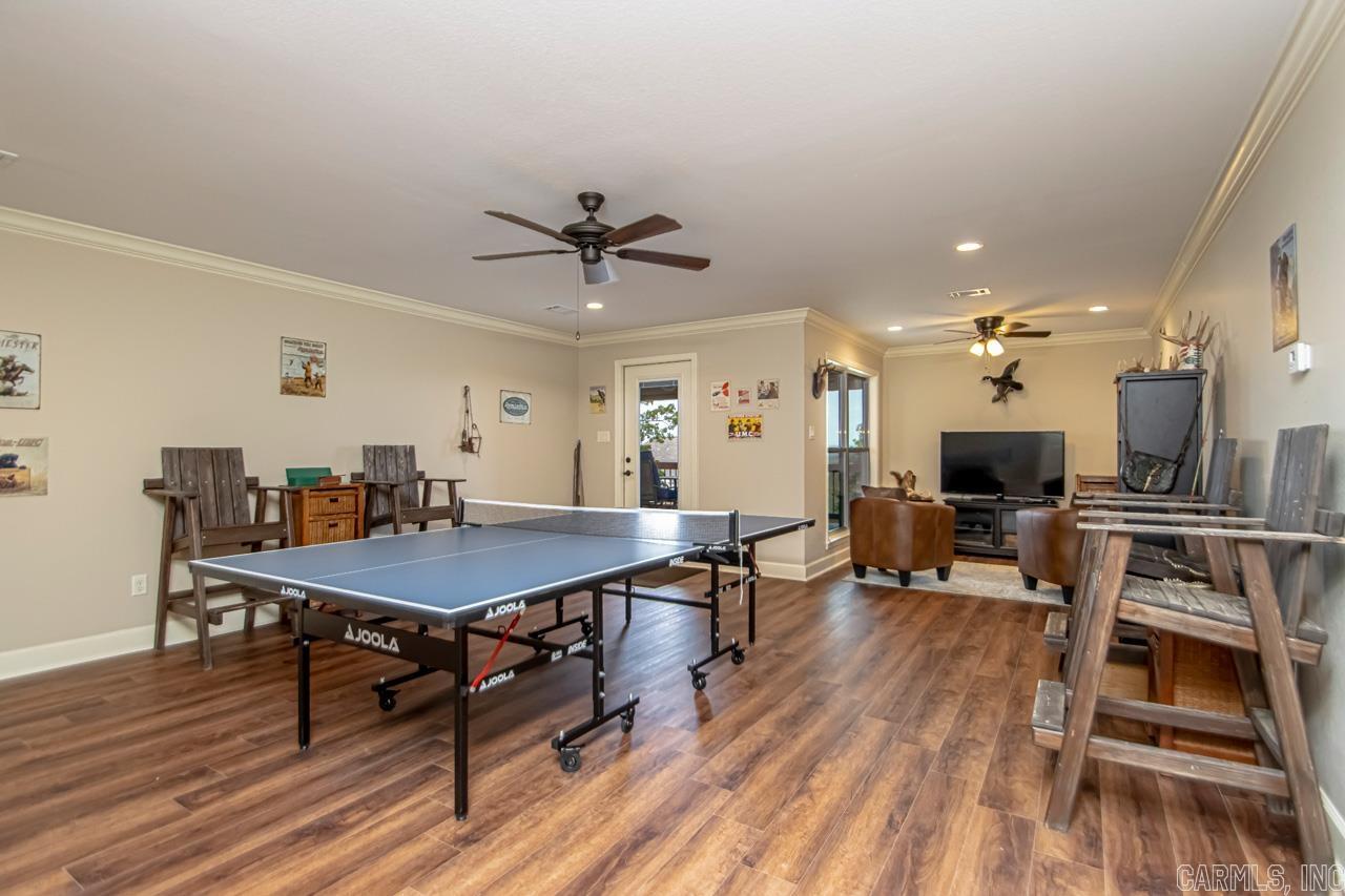 MOUNTAIN CREST ESTATES - Residential