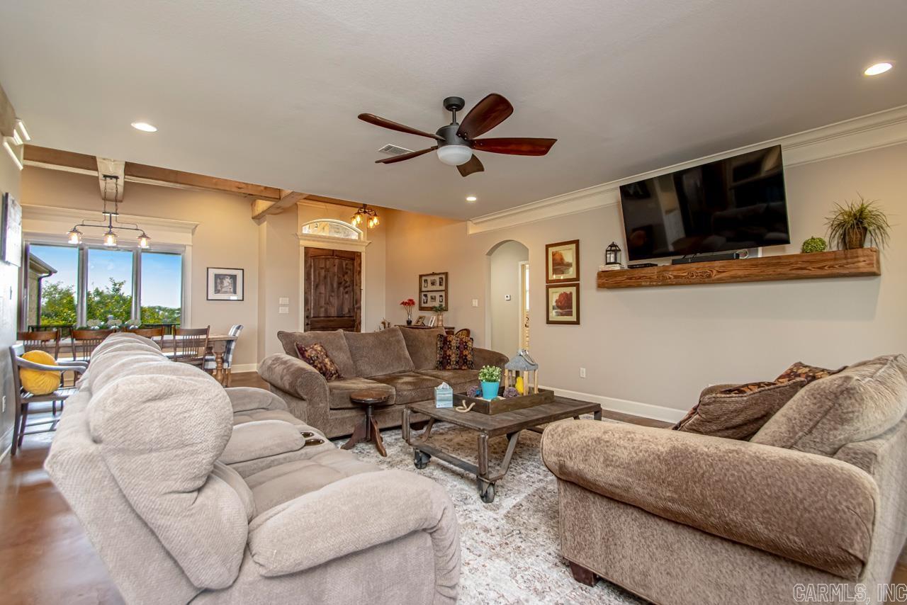 MOUNTAIN CREST ESTATES - Residential