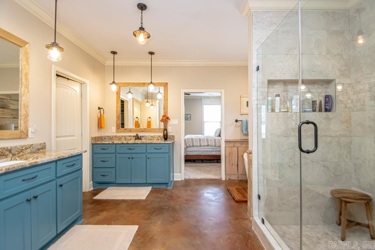 MOUNTAIN CREST ESTATES - Residential