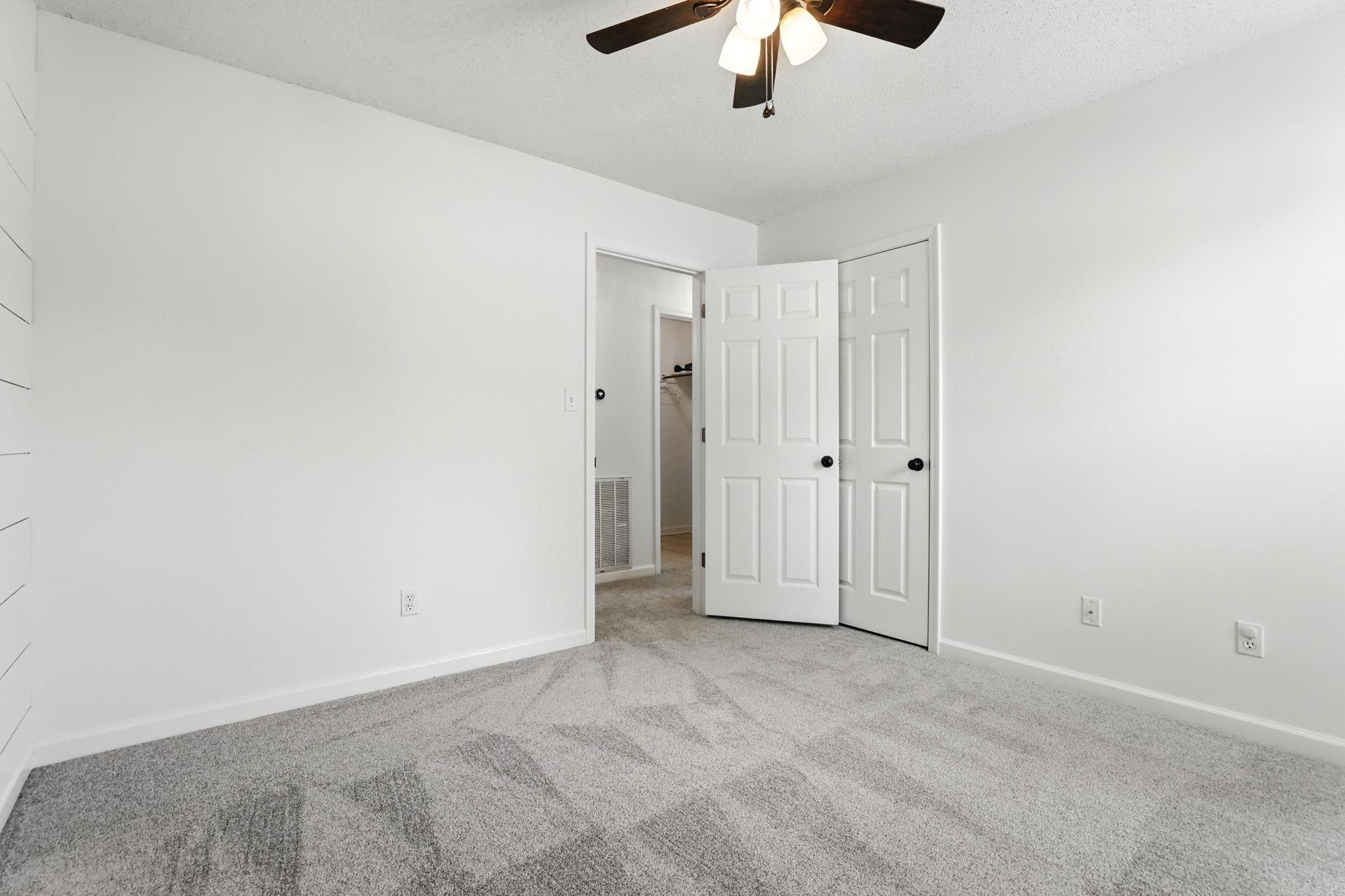 MEADOWLAKE - Residential
