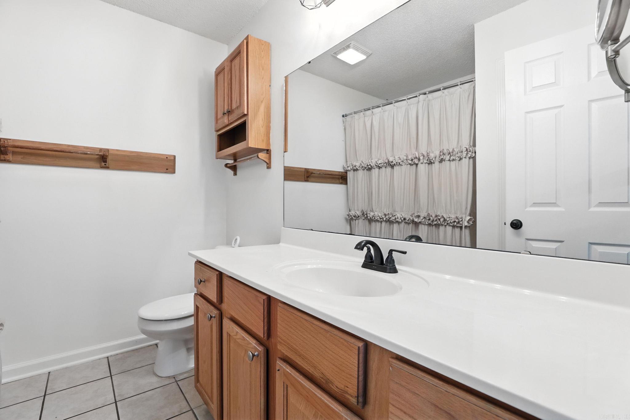 MEADOWLAKE - Residential