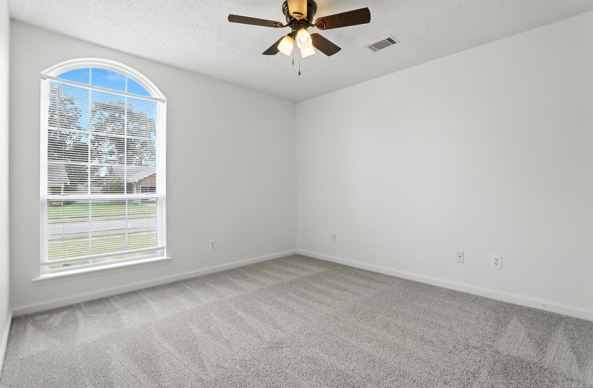 MEADOWLAKE - Residential