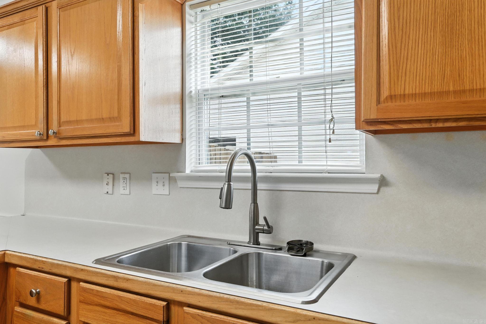 MEADOWLAKE - Residential