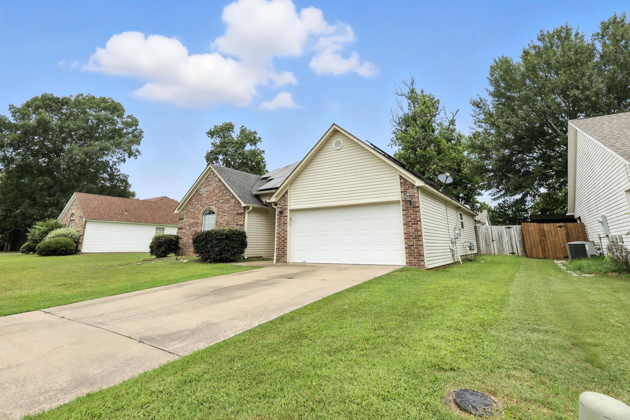 MEADOWLAKE - Residential