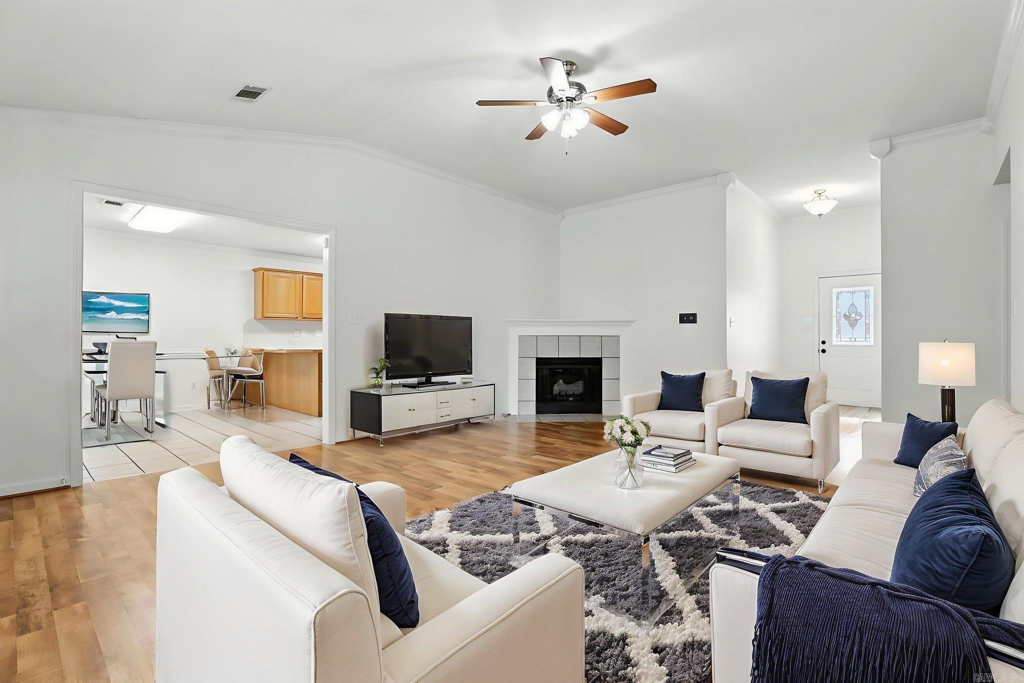 MEADOWLAKE - Residential