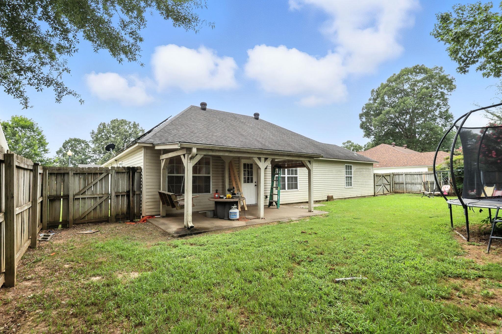 MEADOWLAKE - Residential