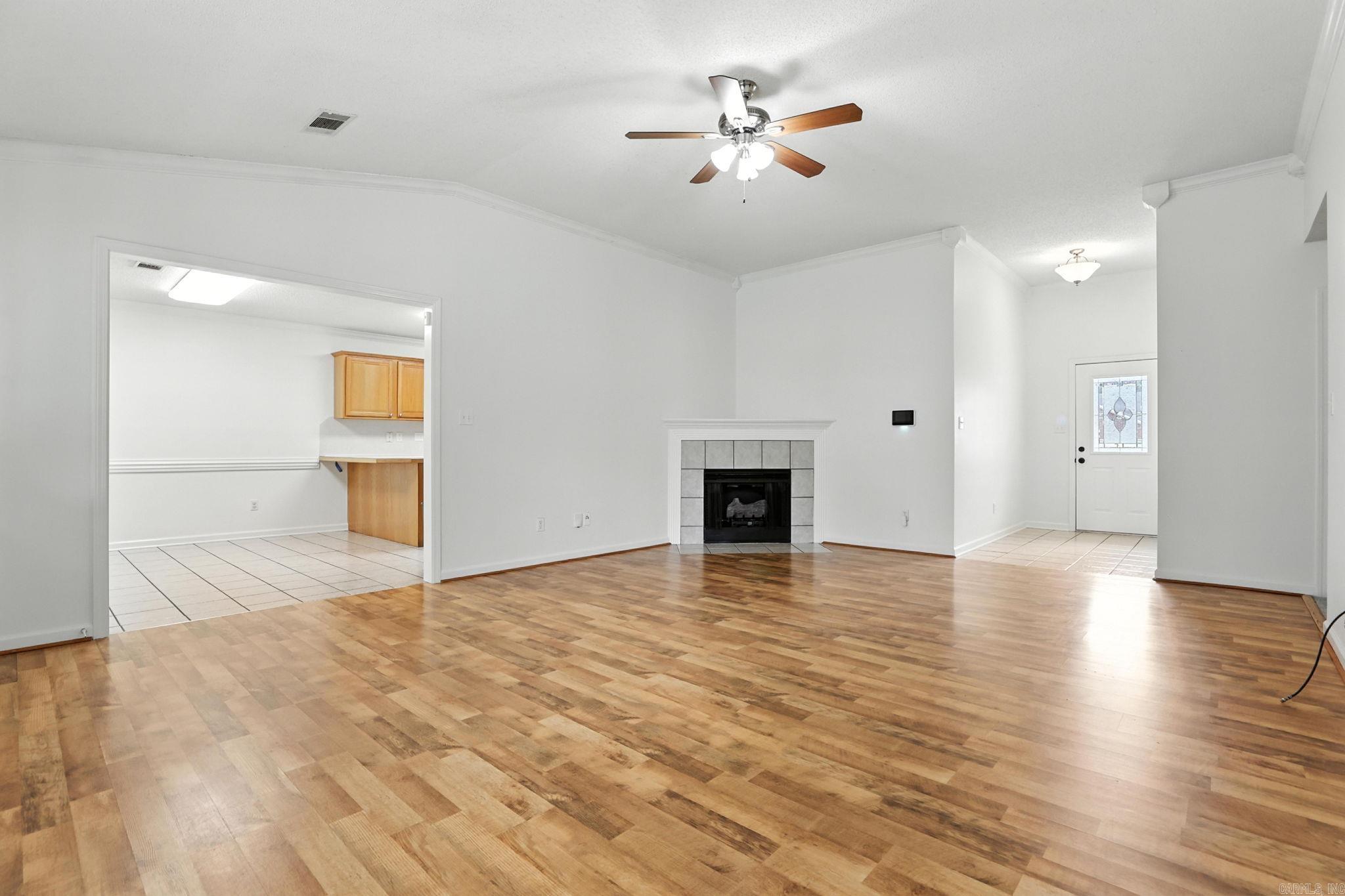 MEADOWLAKE - Residential