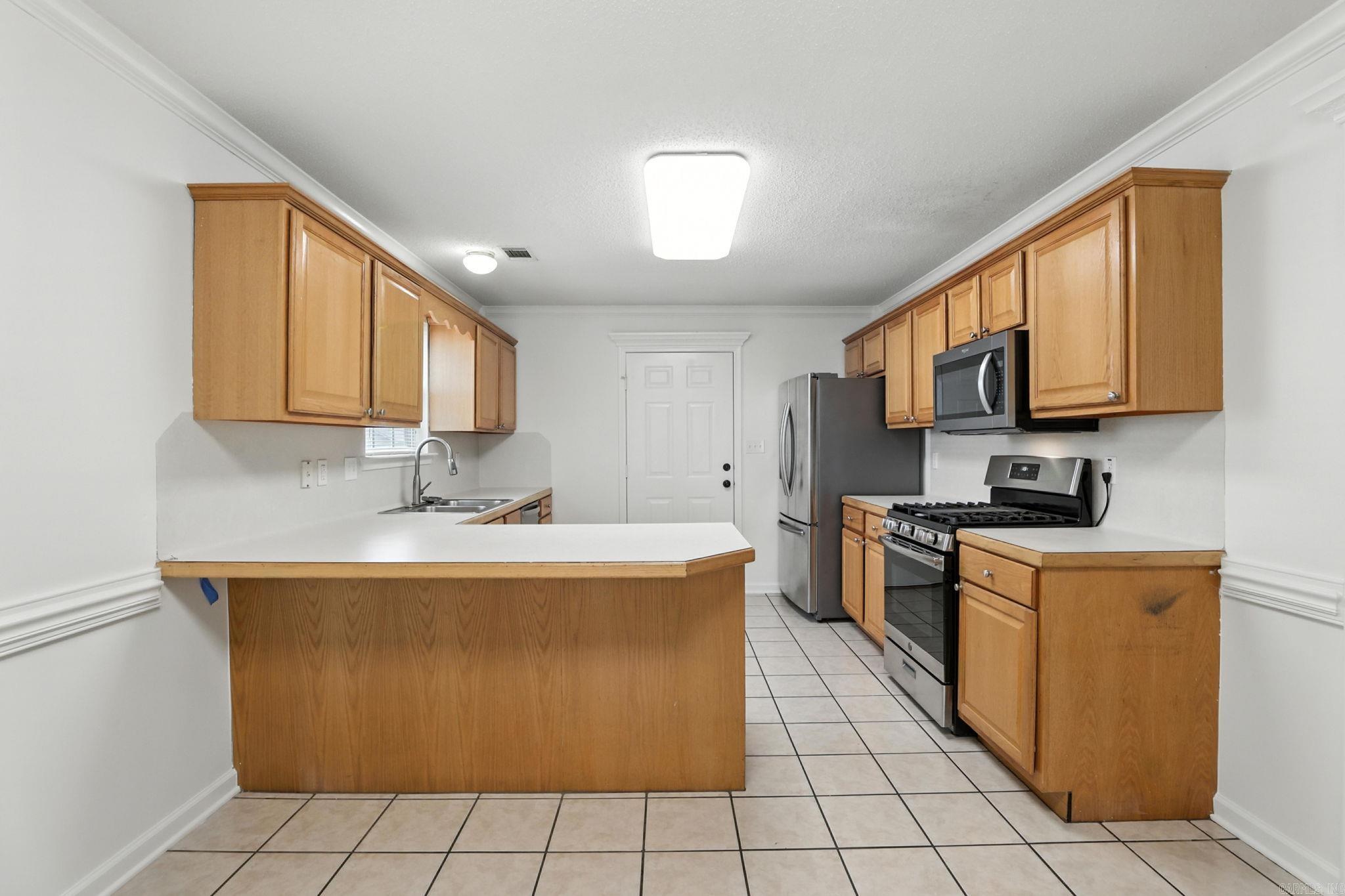 MEADOWLAKE - Residential