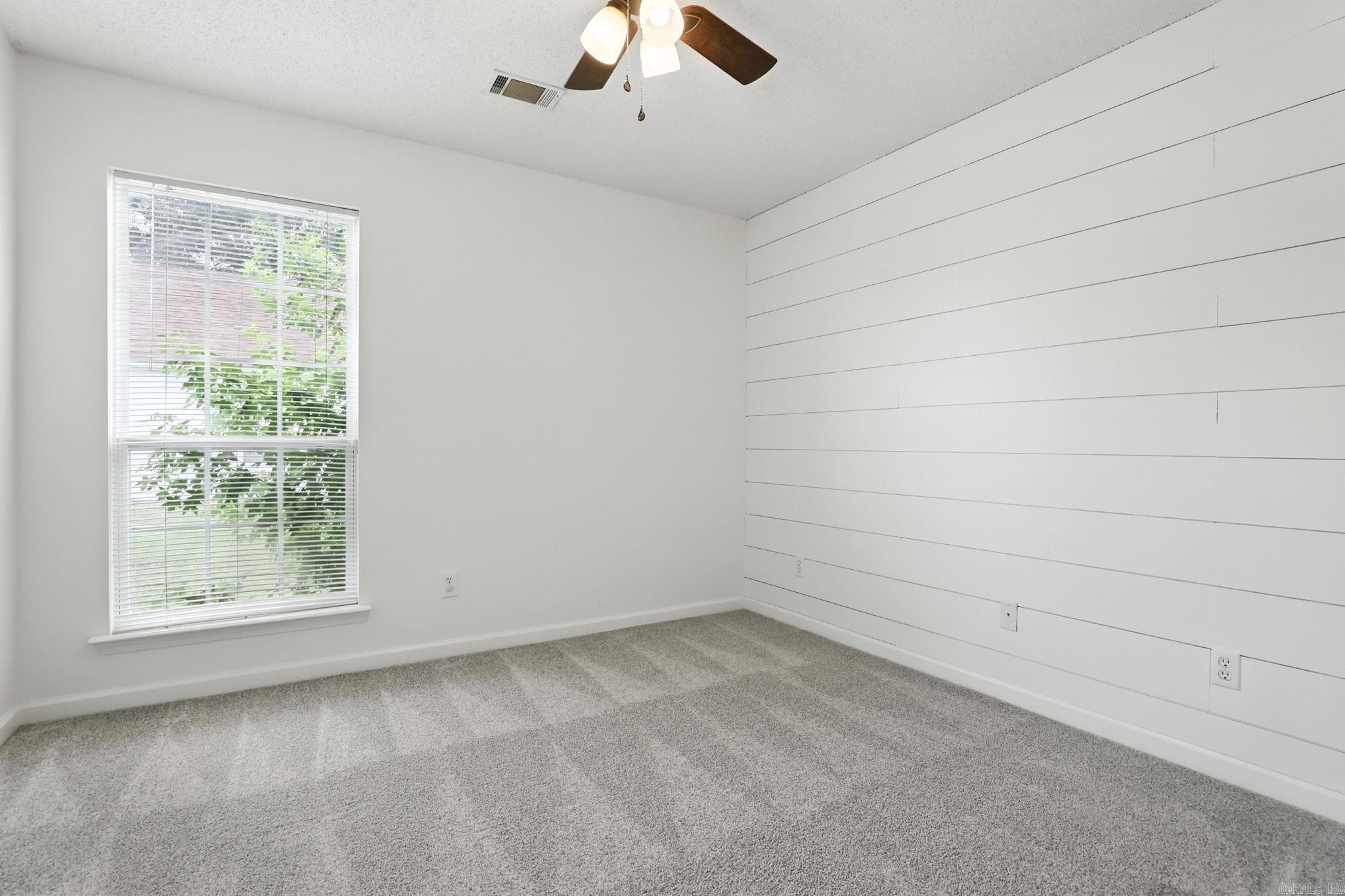 MEADOWLAKE - Residential