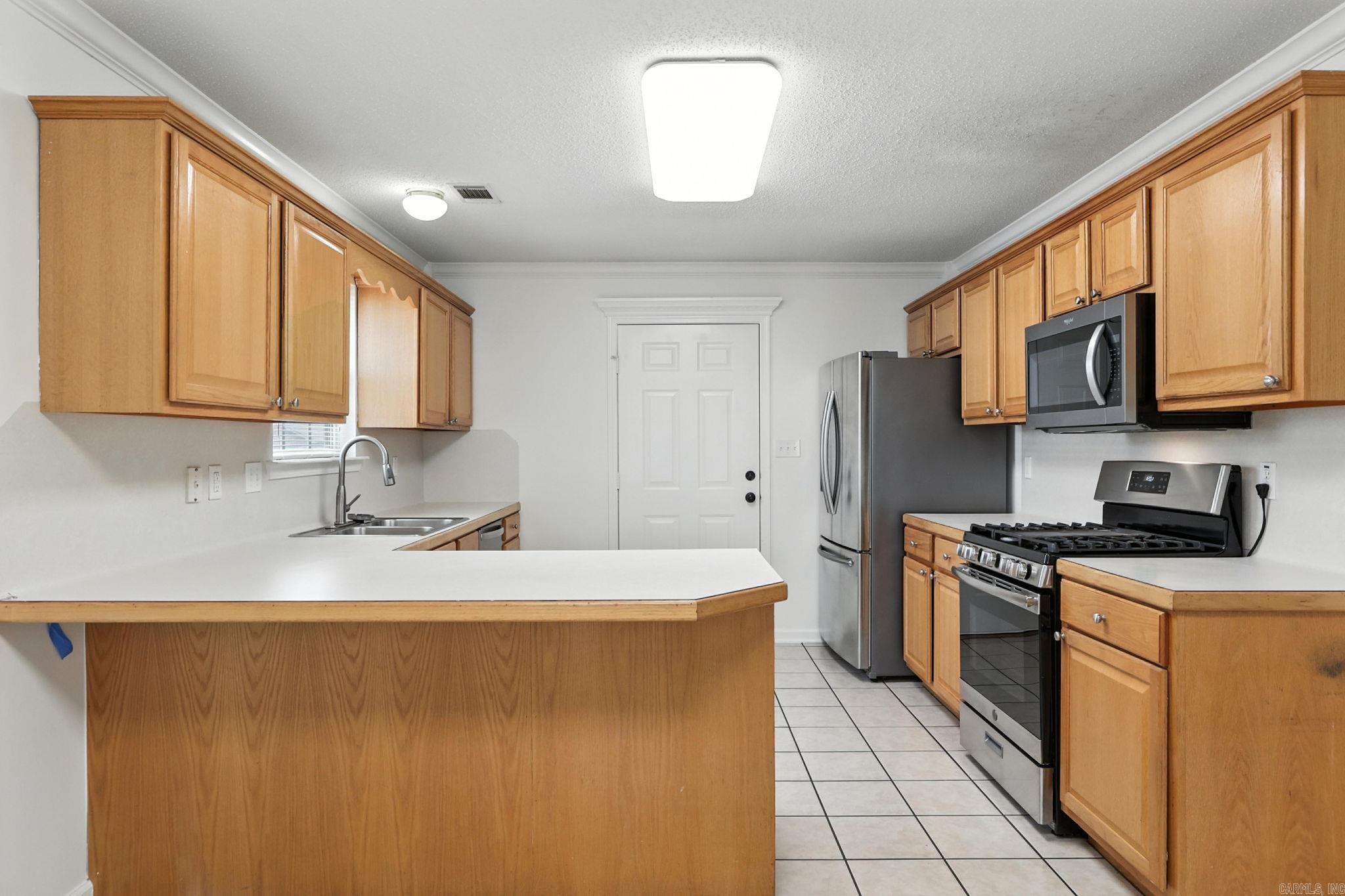 MEADOWLAKE - Residential